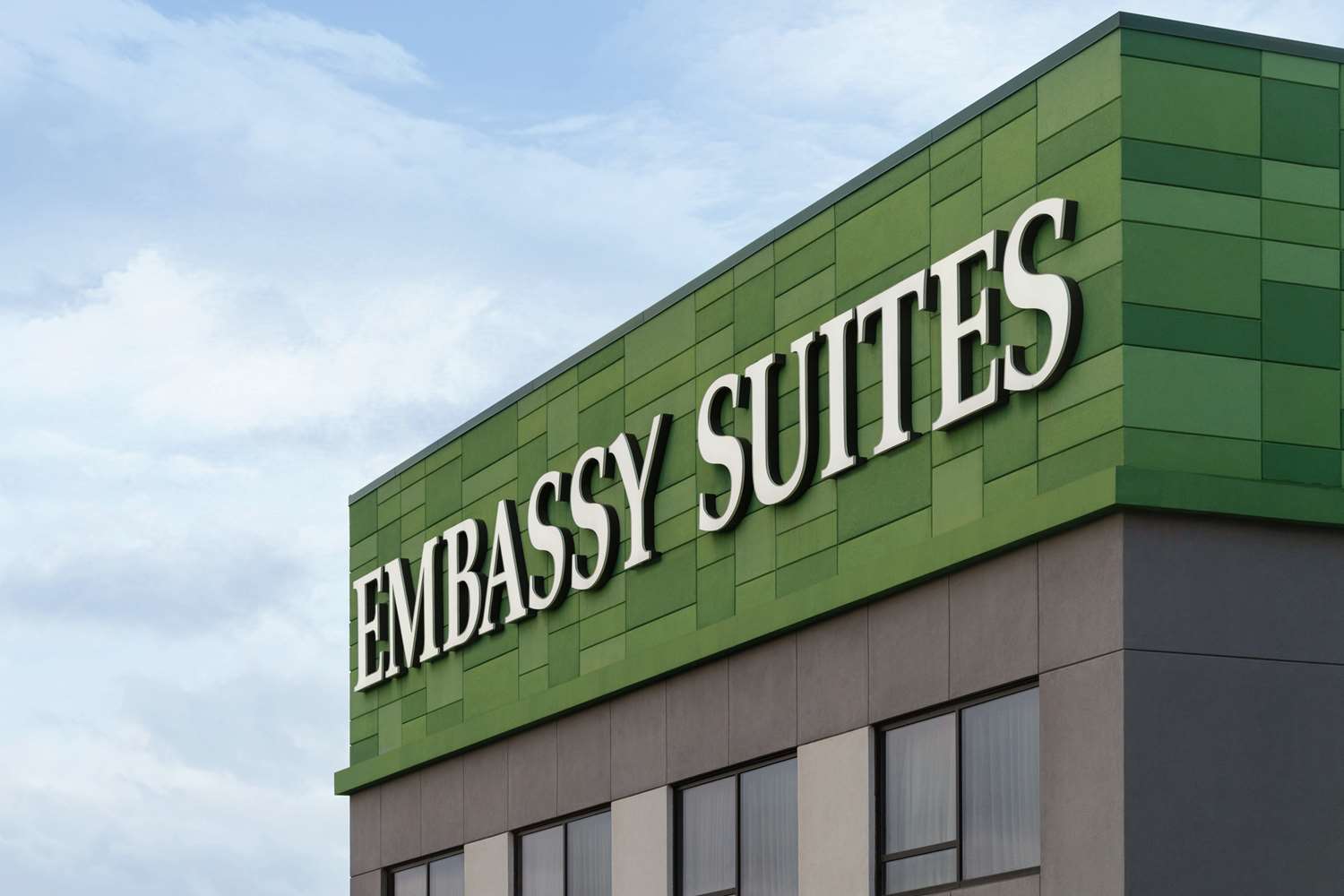 Embassy Suites by Hilton Salt Lake West Valley City 2