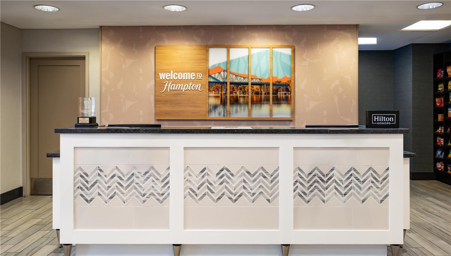 Hampton Inn and Suites La Crosse Downtown 1
