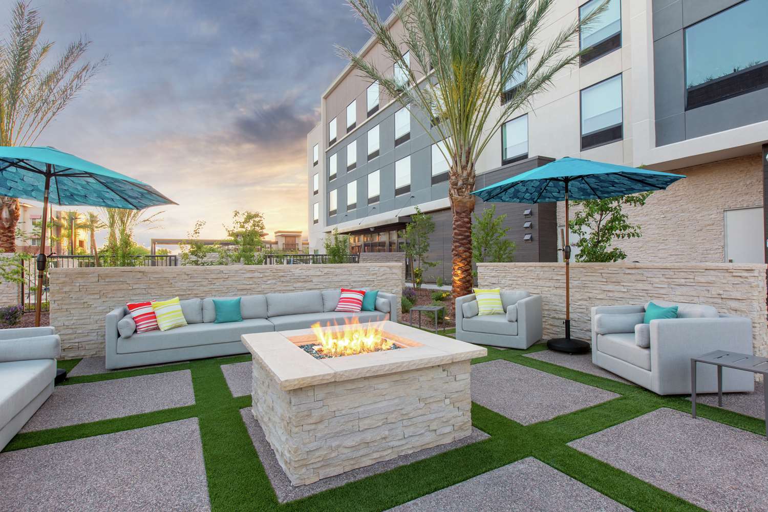 Hilton Garden Inn Surprise Phoenix 2