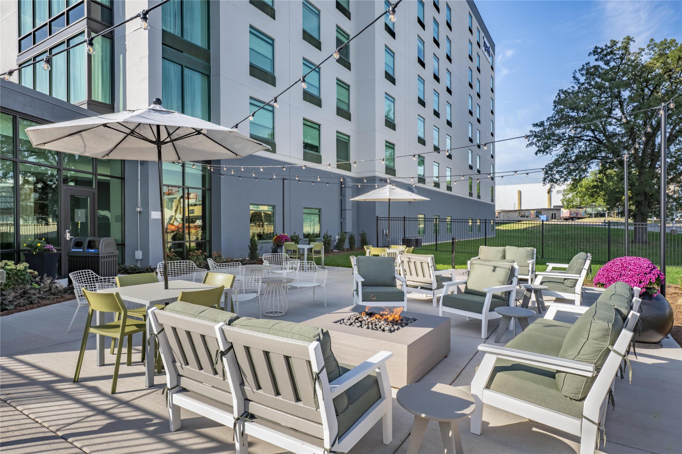 Spark By Hilton Madison Central 2