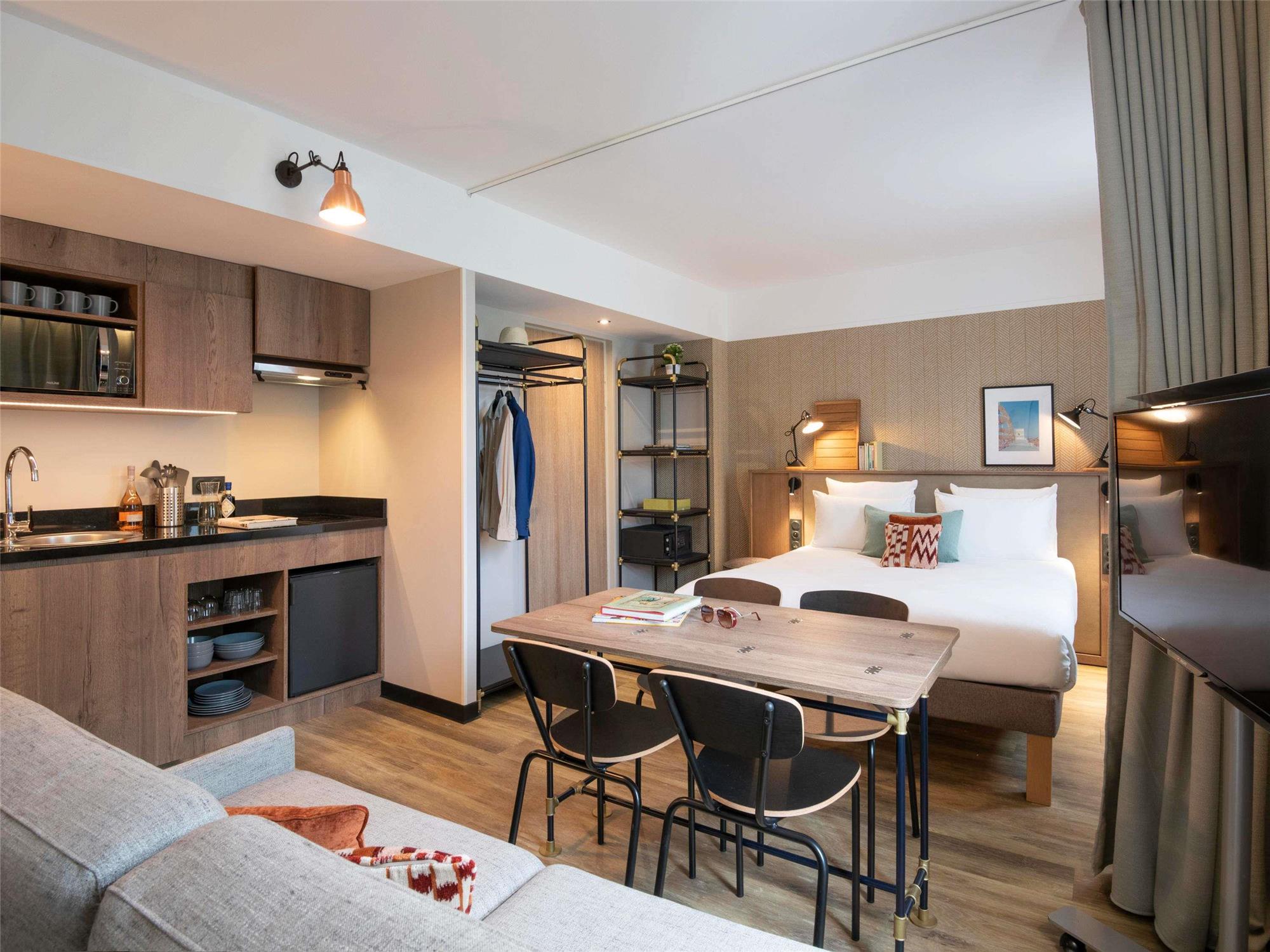 Novotel Suites Nice Airport 2