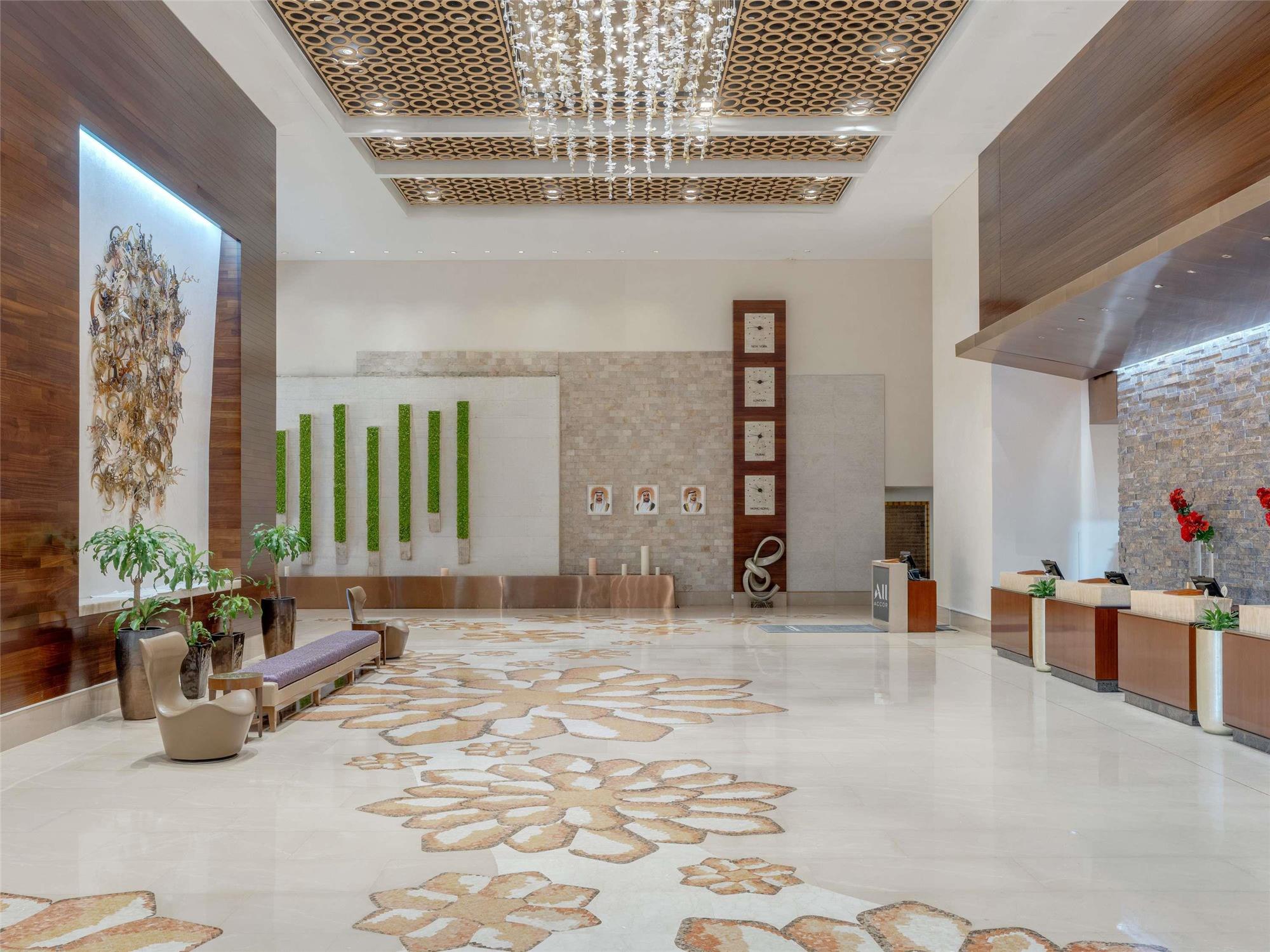 Swissôtel Al Ghurair Dubai 2