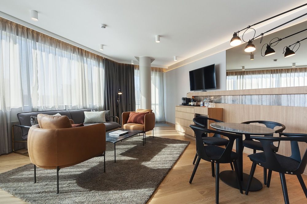 1 schlafzimmer Suite