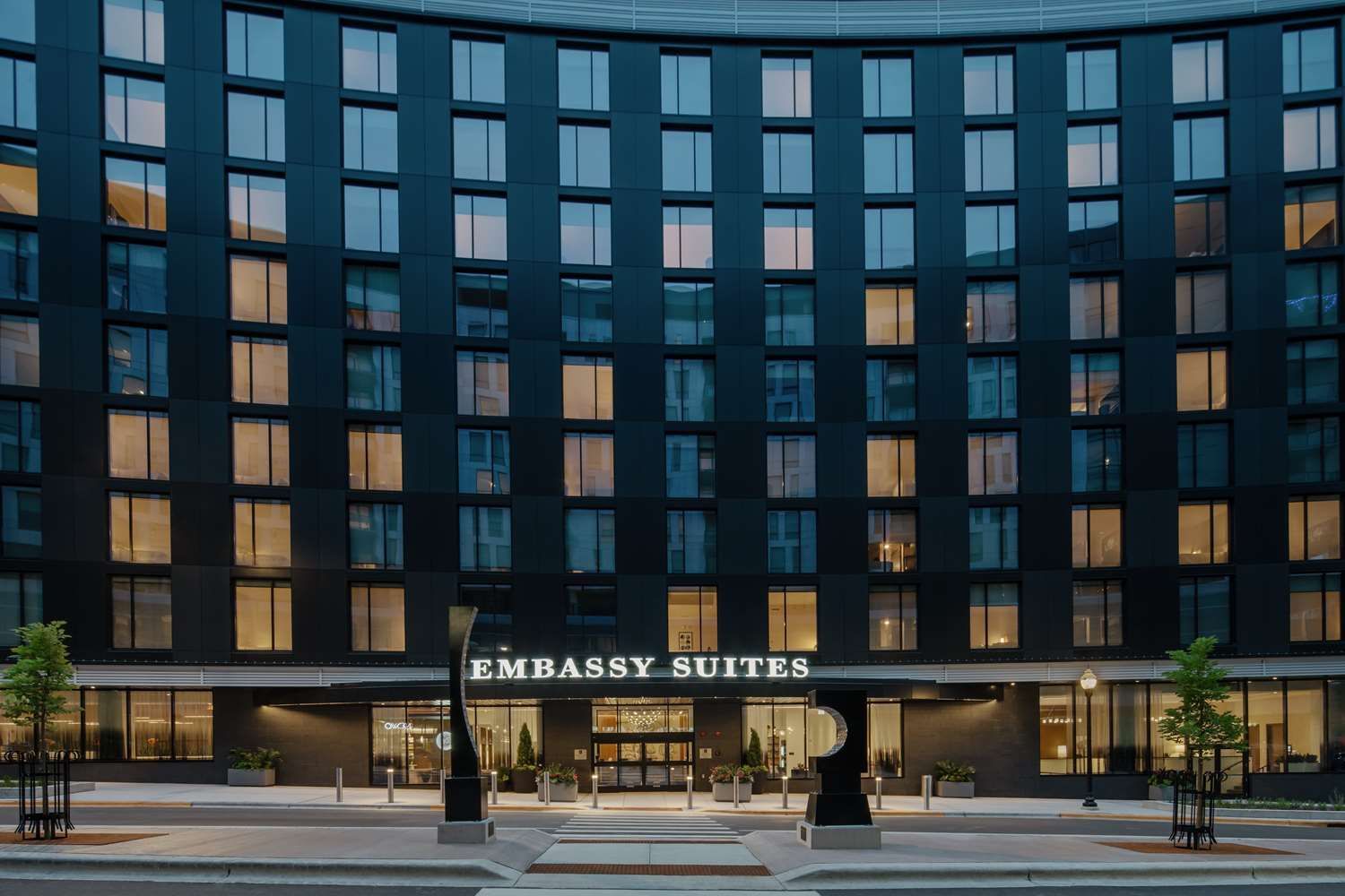 Embassy Suites By Hilton Madison Downtown 1