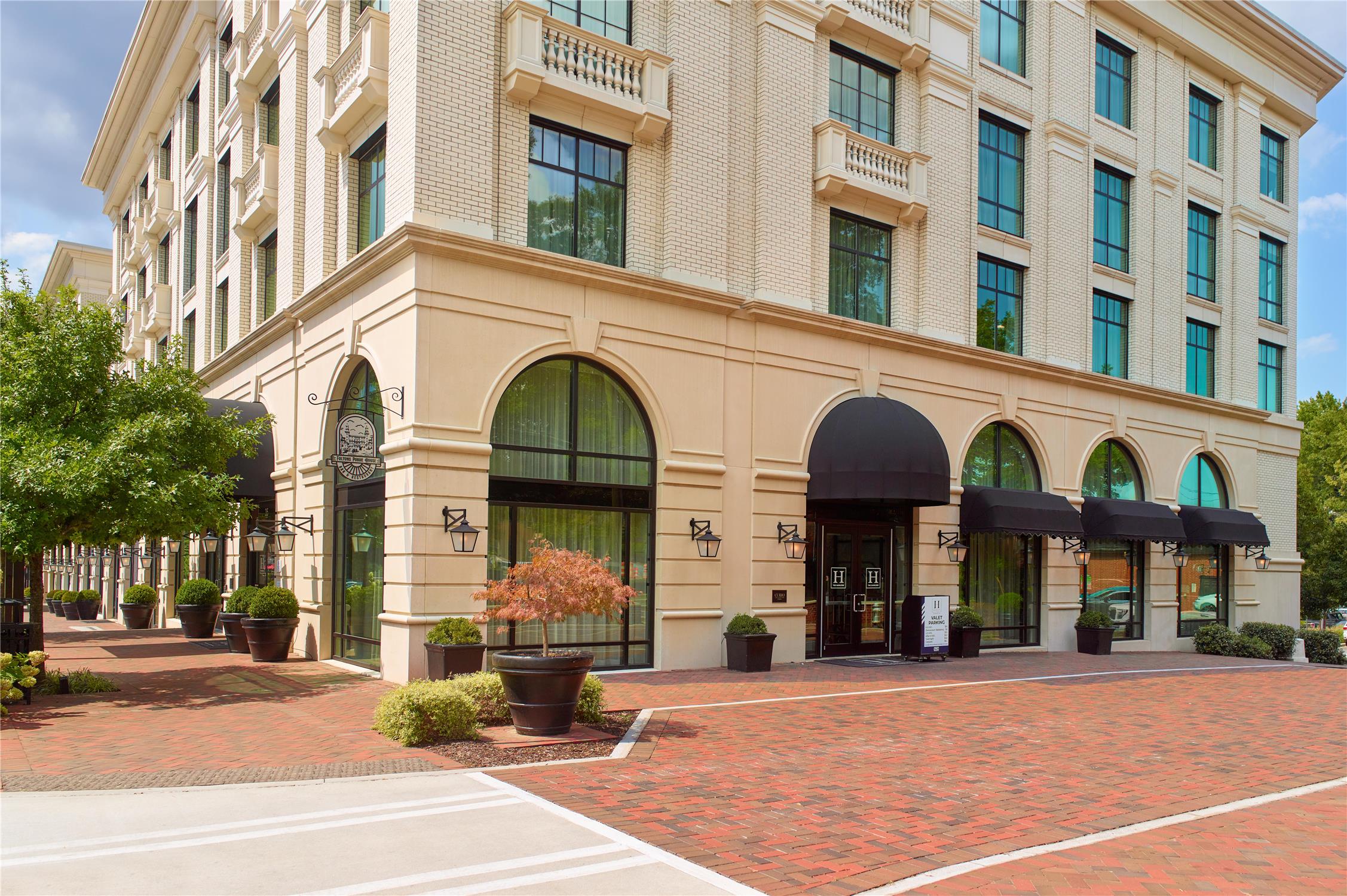 The Hamilton Alpharetta, Curio Collection By Hilton 1