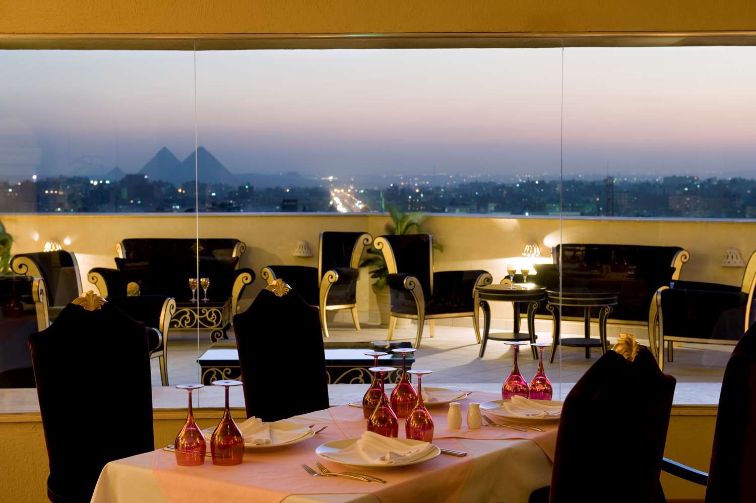 Barcelo Cairo Pyramids Hotel 1
