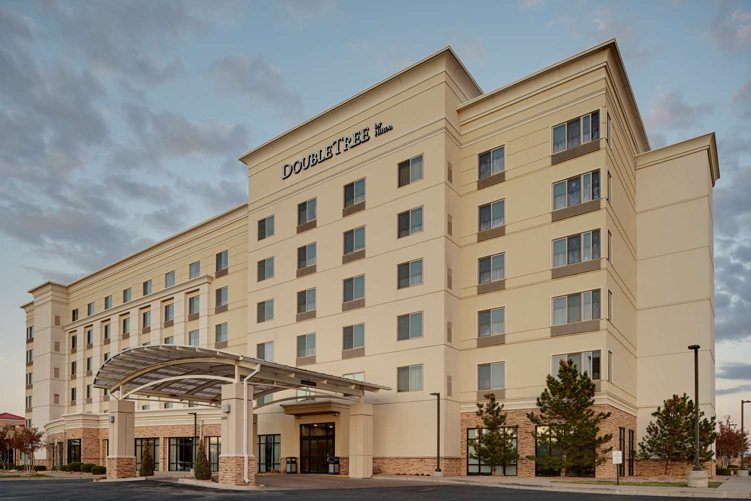 DoubleTree by Hilton Denver International Airport 1