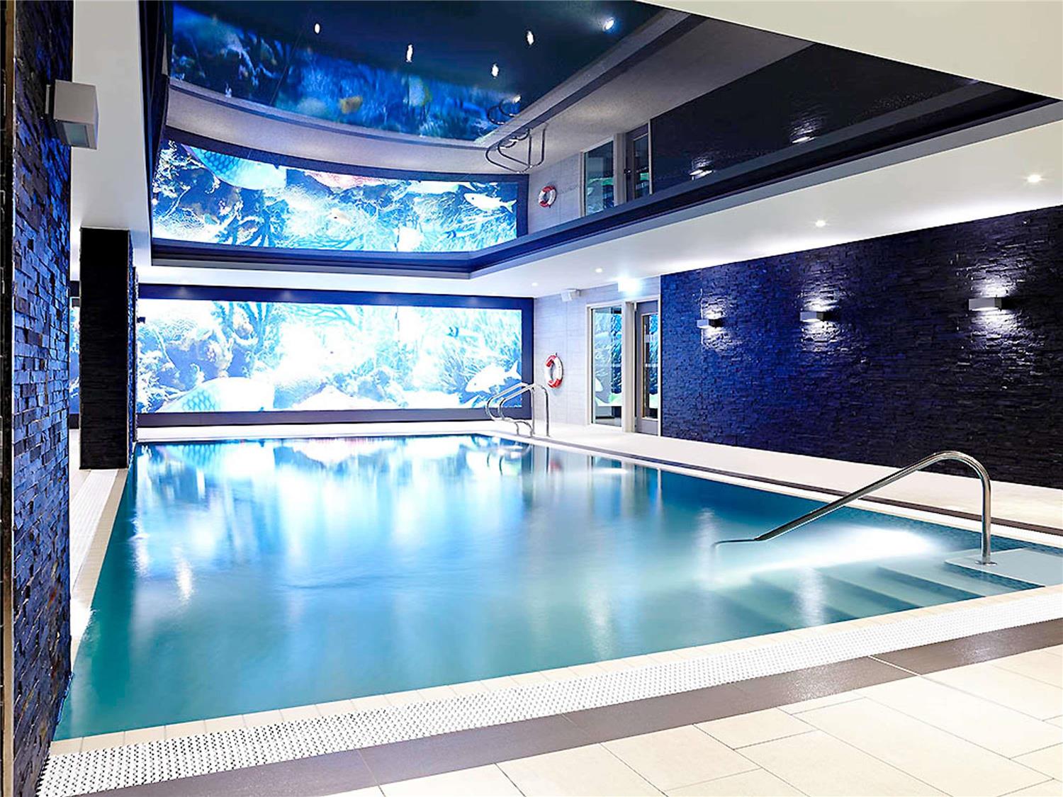 Novotel London Brentford 1