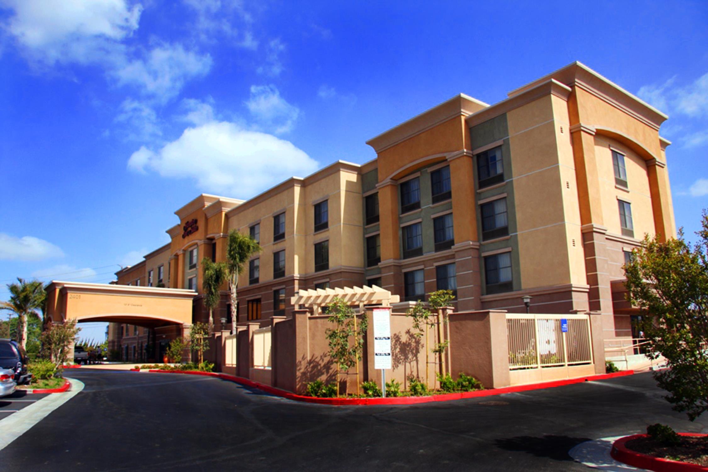 Hampton Inn & Suites Seal Beach 2