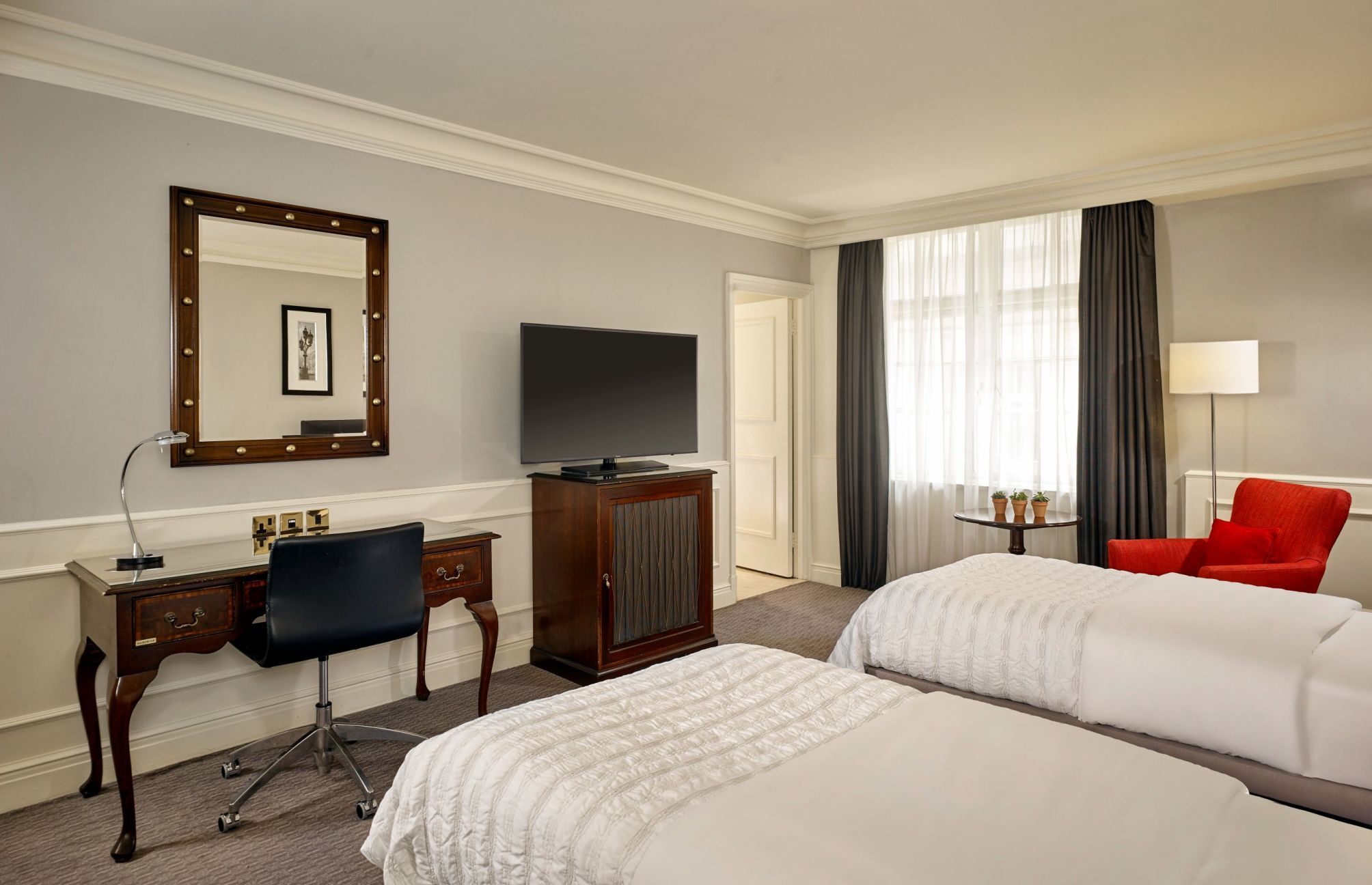 Superior twin room