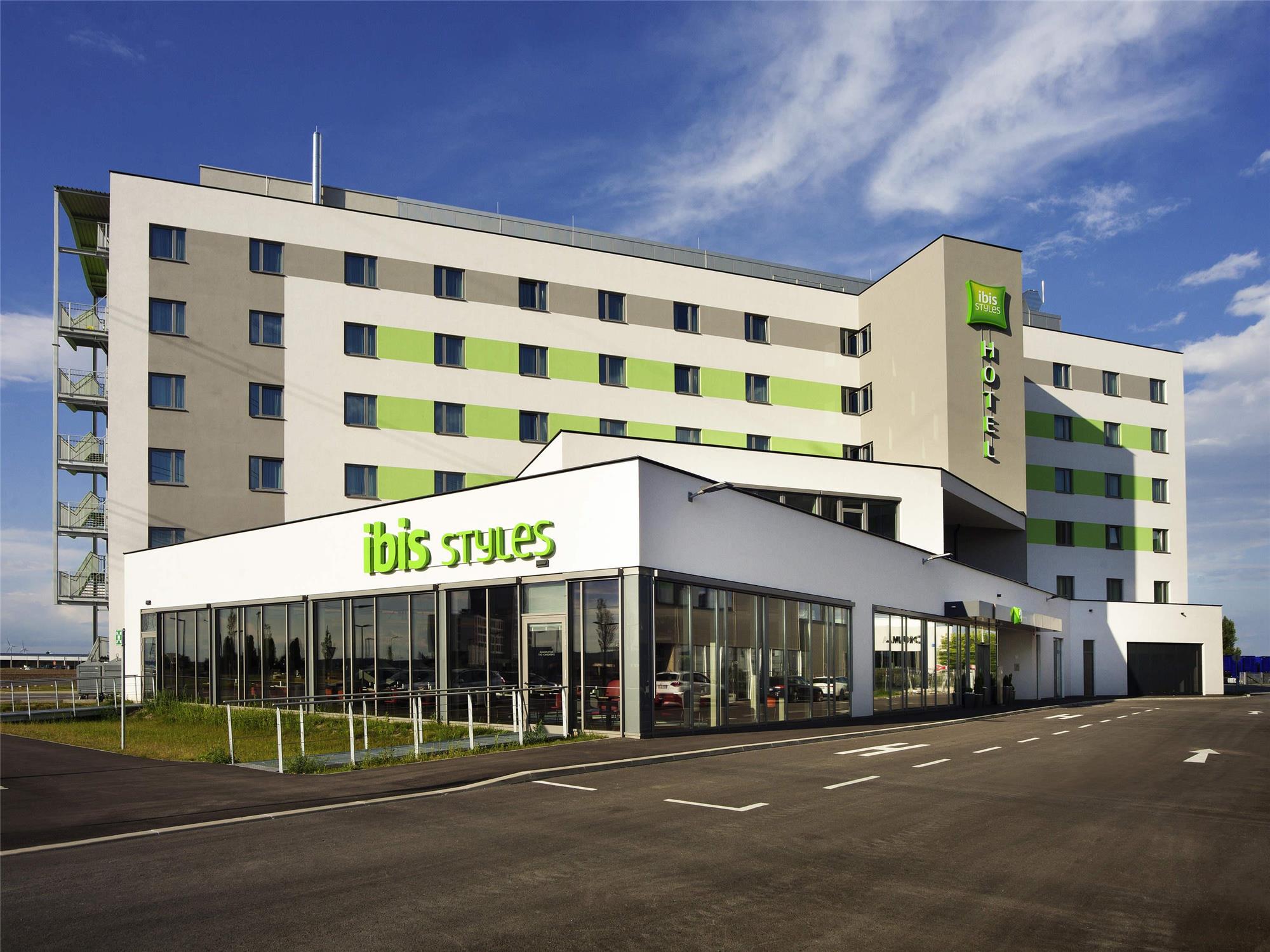 ibis Styles Parndorf Neusiedler See 2