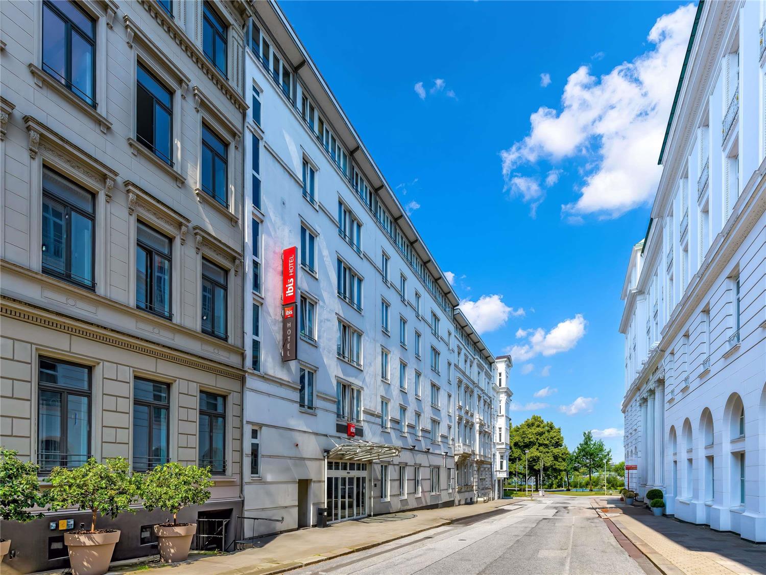 ibis Hotel Hamburg Alster Centrum 1