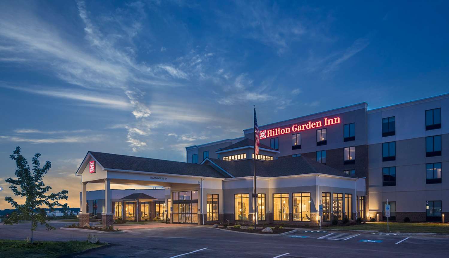 Hilton Garden Inn Pittsburgh Airport 2