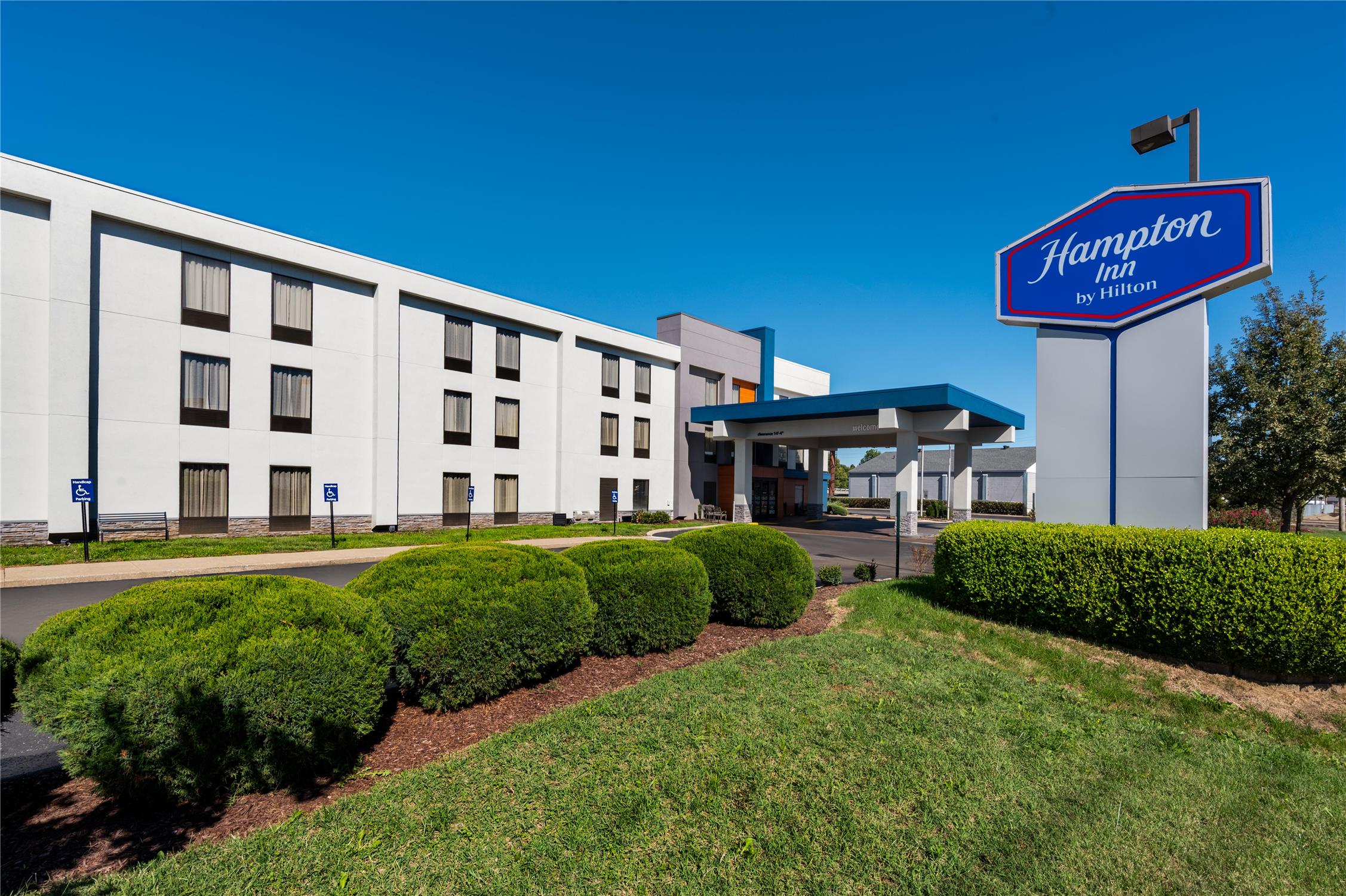 Hampton Inn Owensboro South 1