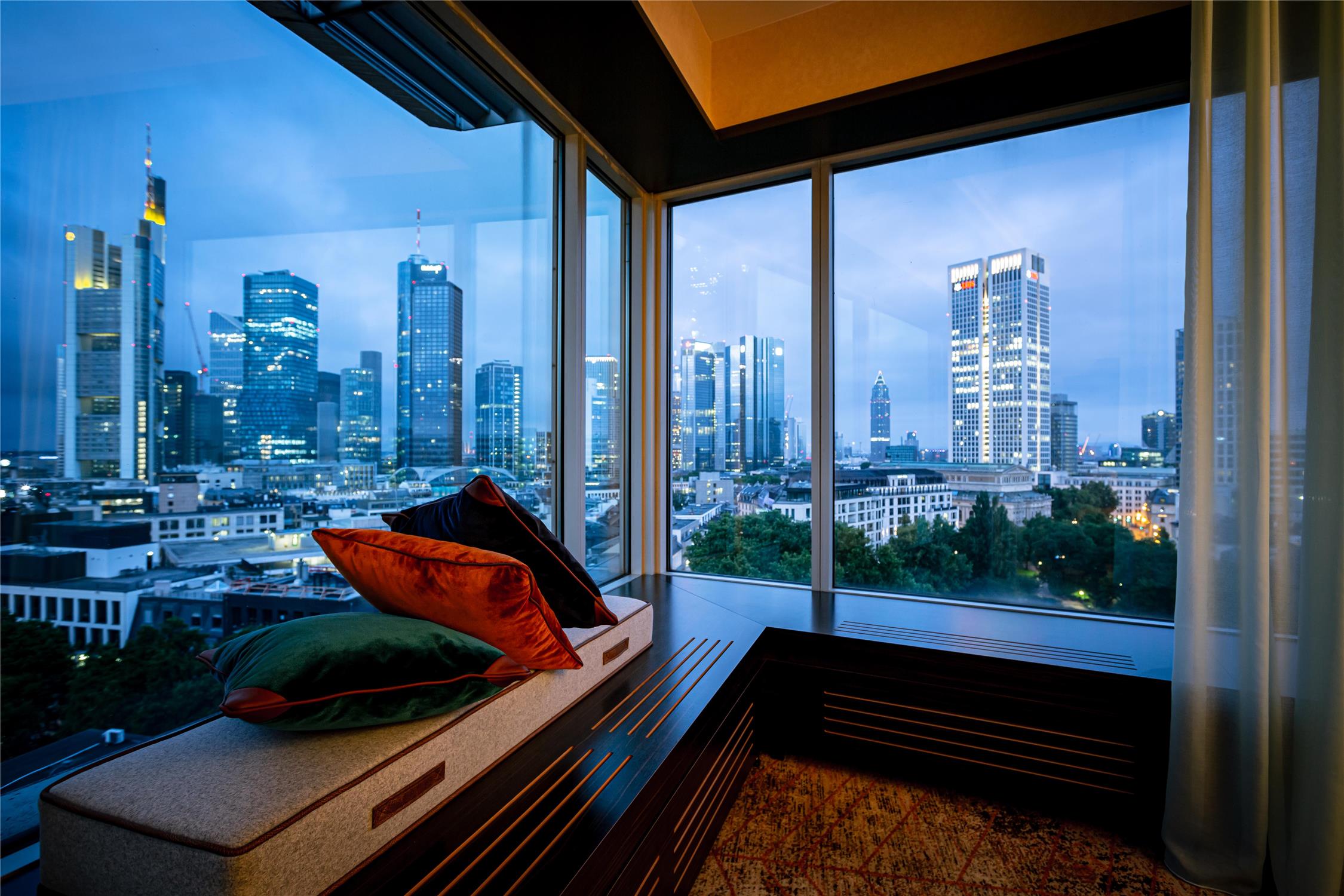 Hilton Frankfurt City Centre 1