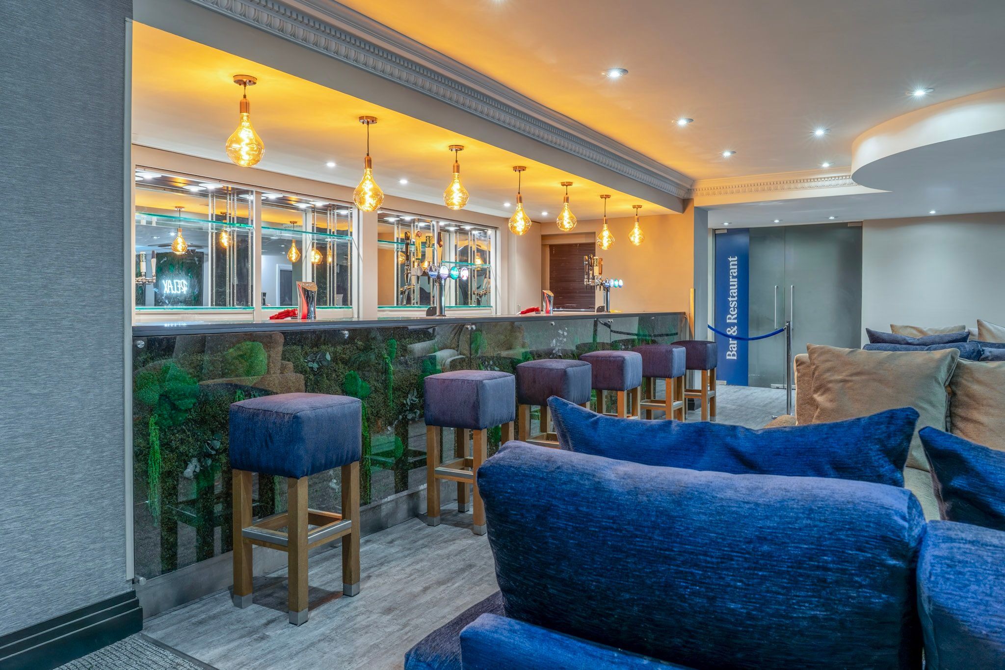 Daresbury Park Hotel 1