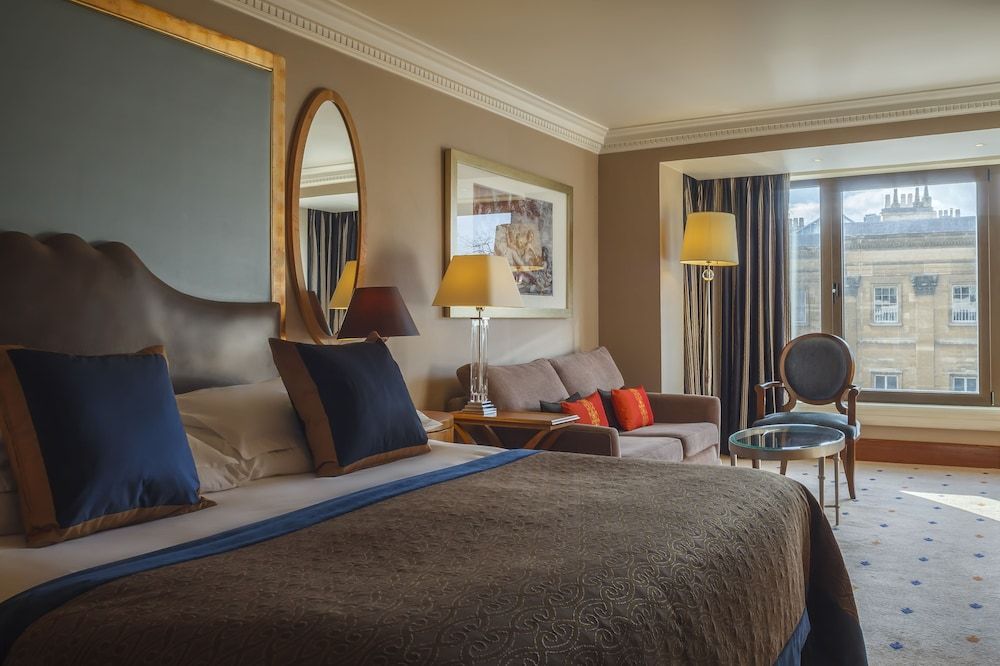 1 Bedroom Suite