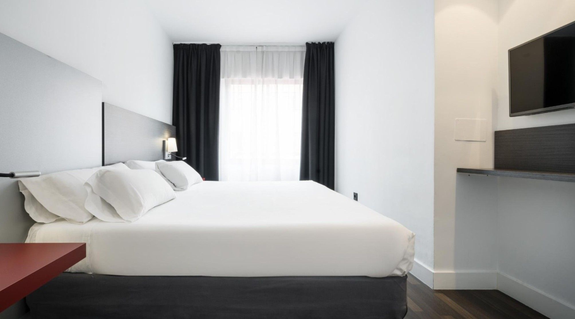 Ilunion Suites Madrid 2