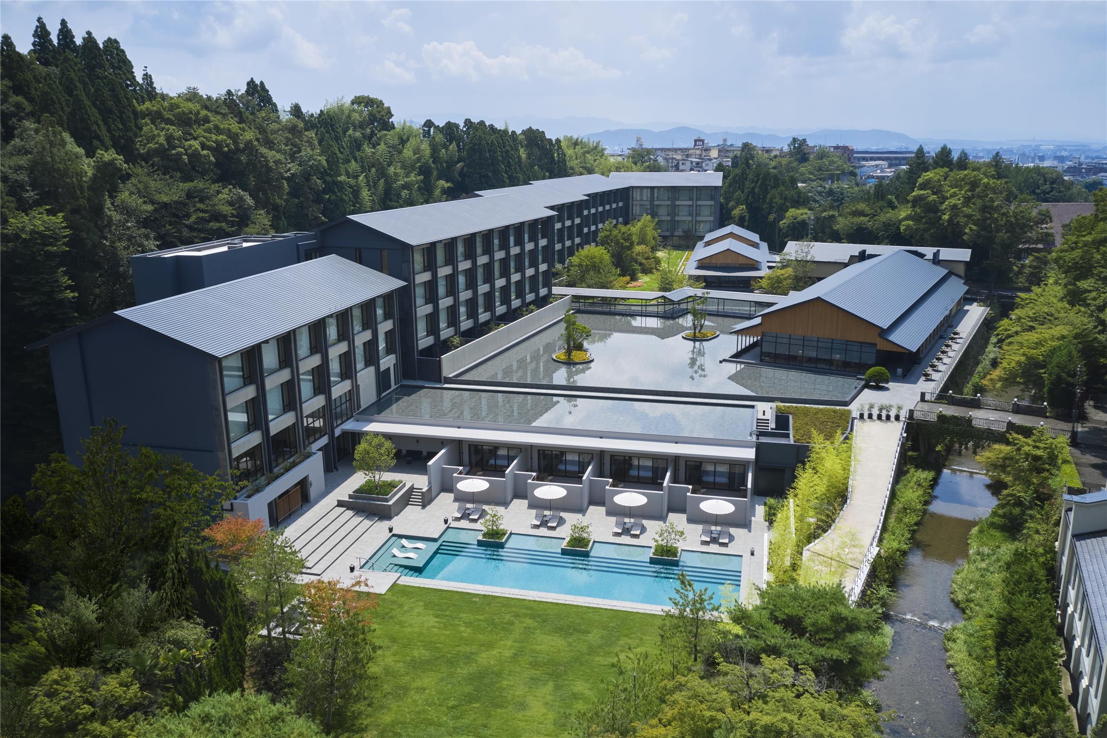 ROKU KYOTO, LXR Hotels & Resorts by Hilton 1