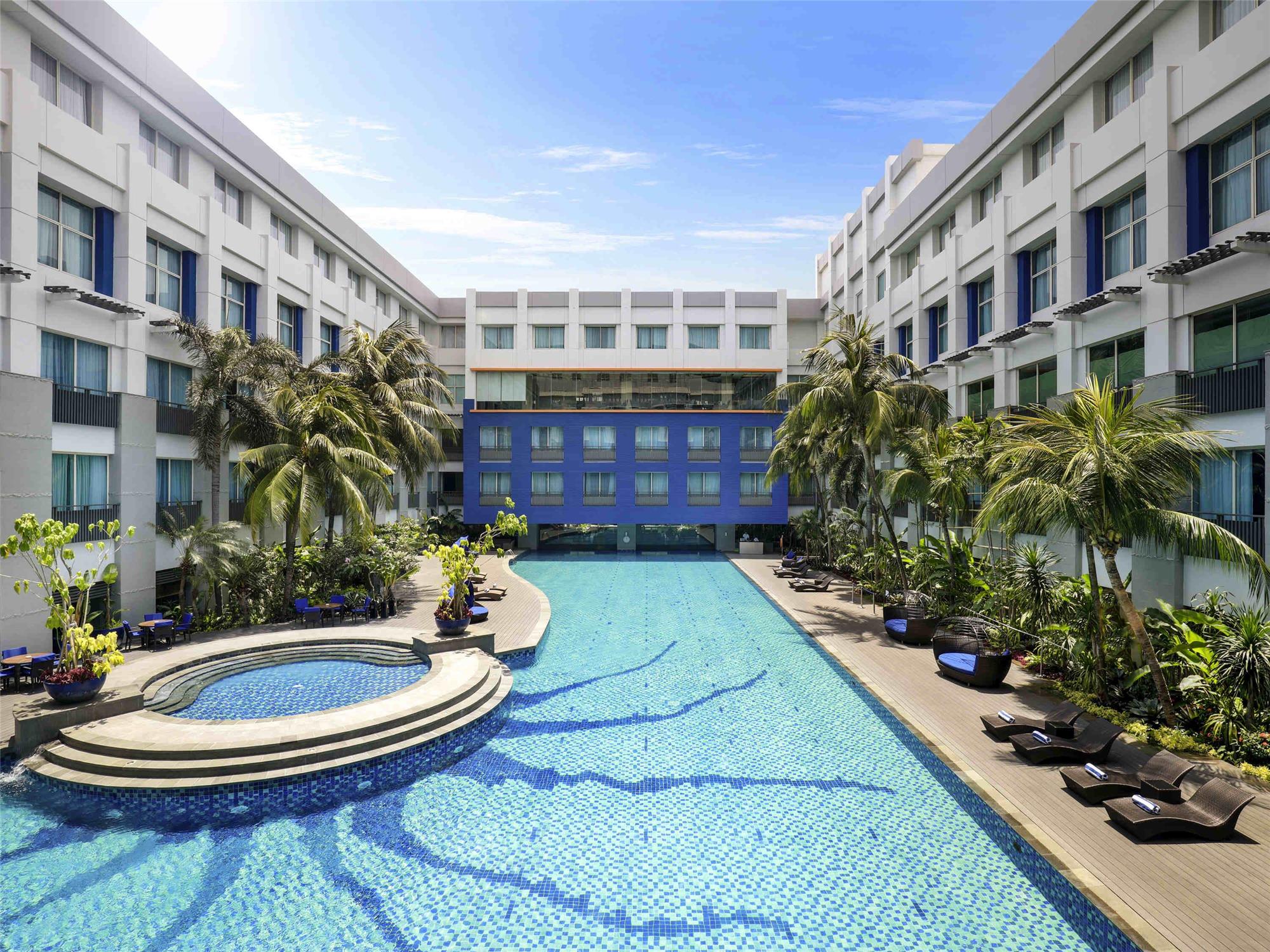 Novotel Jakarta Mangga Dua Square 1