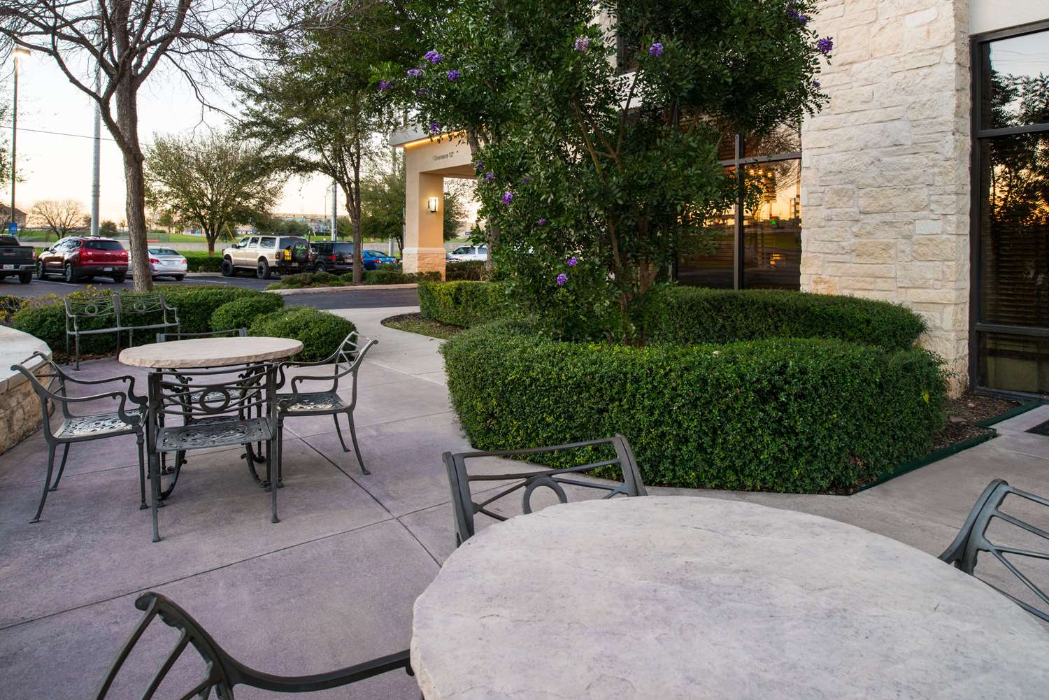 Hampton Inn & Suites Schertz 2