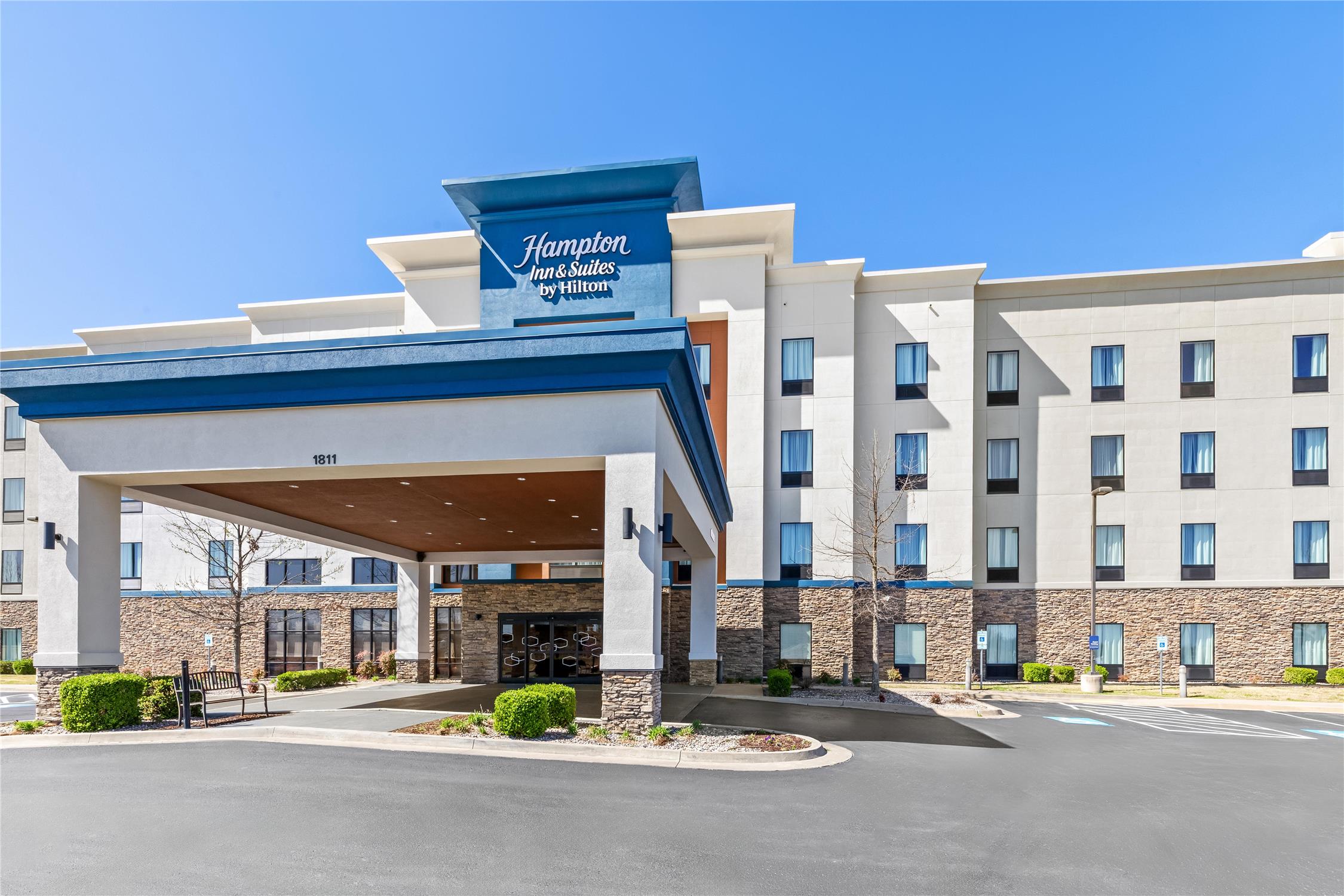 Hampton Inn & Suites Claremore 1