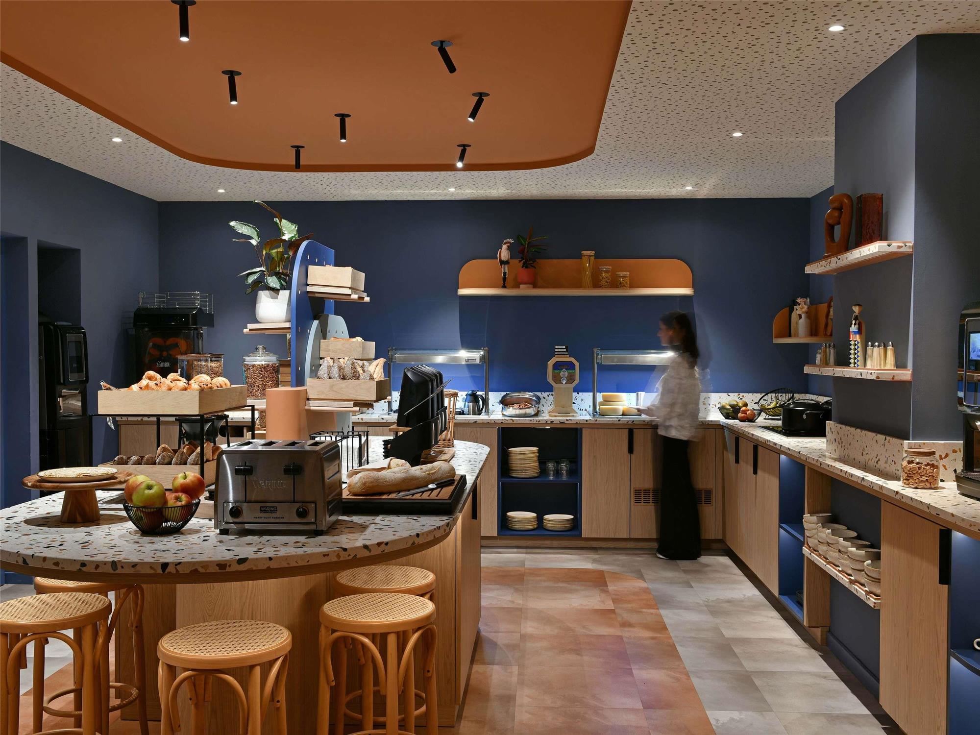 Ibis Styles Charleroi Airport Aero 44 2
