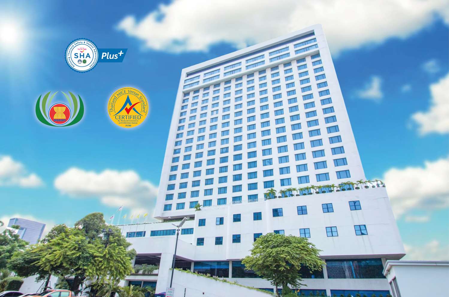 Golden Tulip Sovereign Hotel Bangkok 1