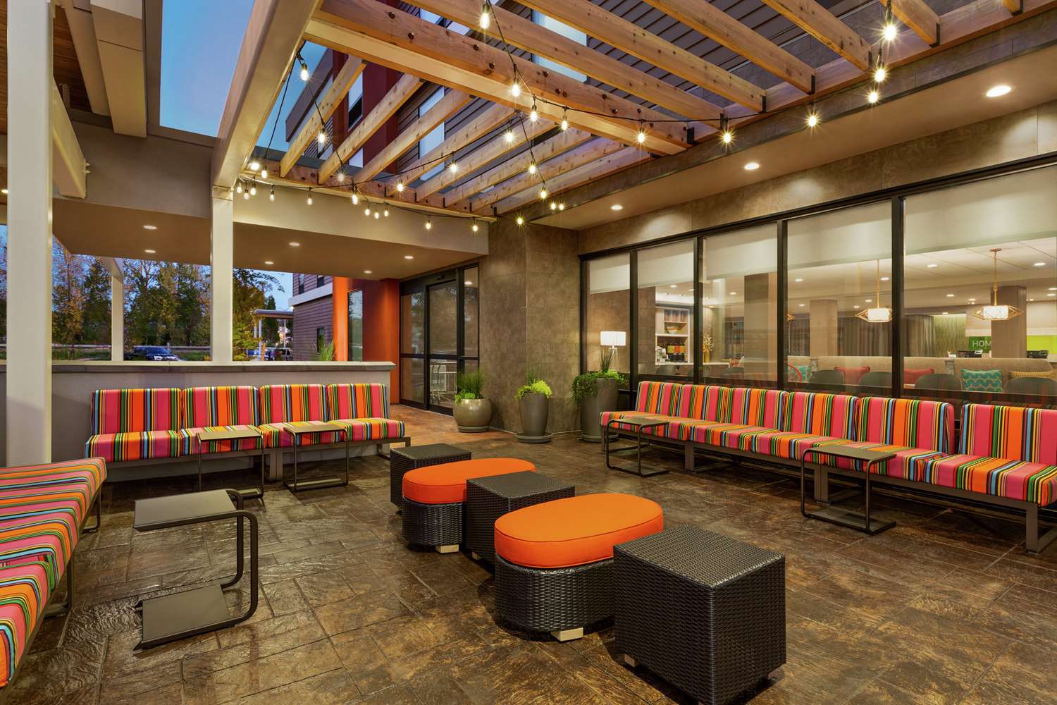Home2 Suites By Hilton Portland Airport 2