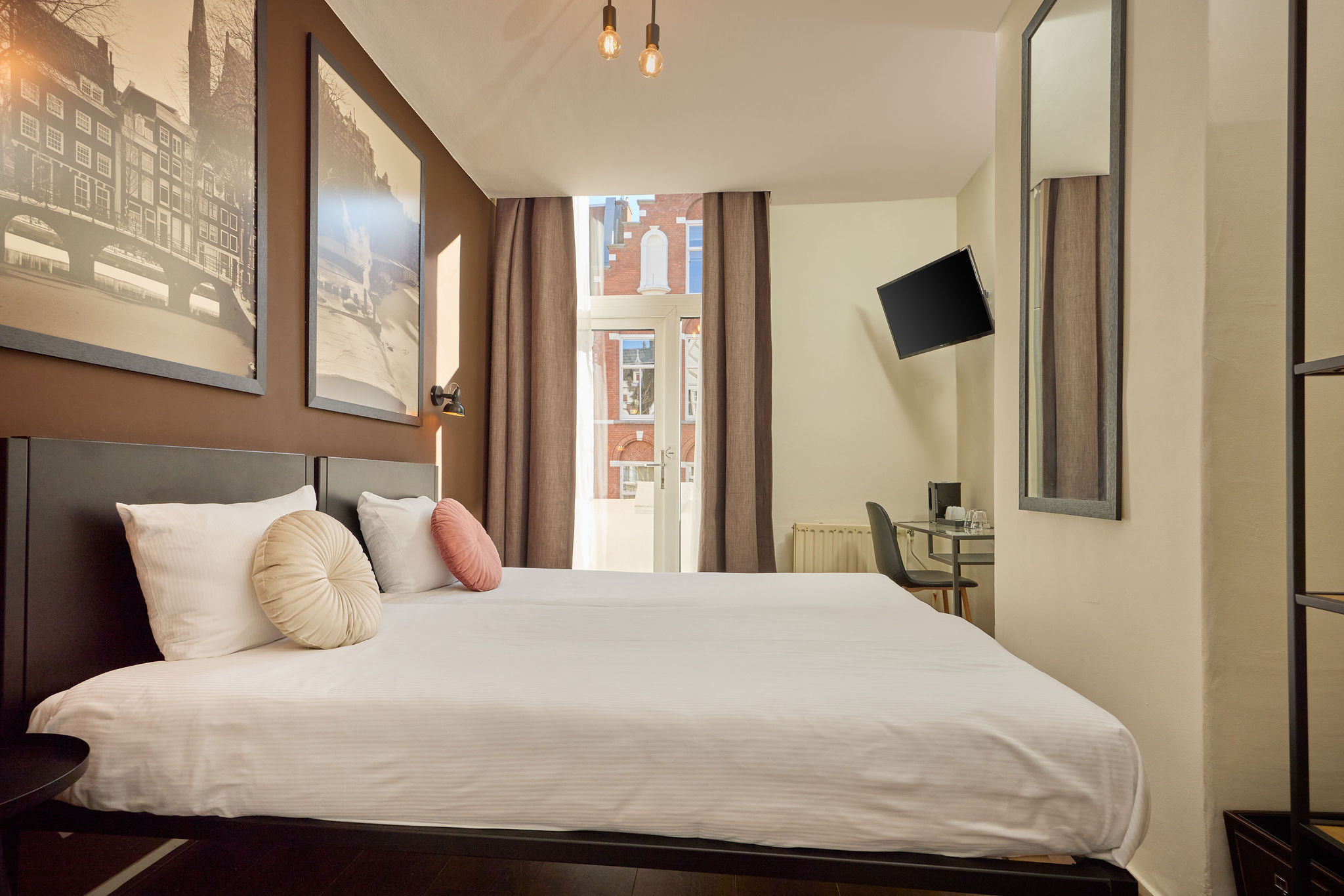 Quentin Museum Square Hotel 1