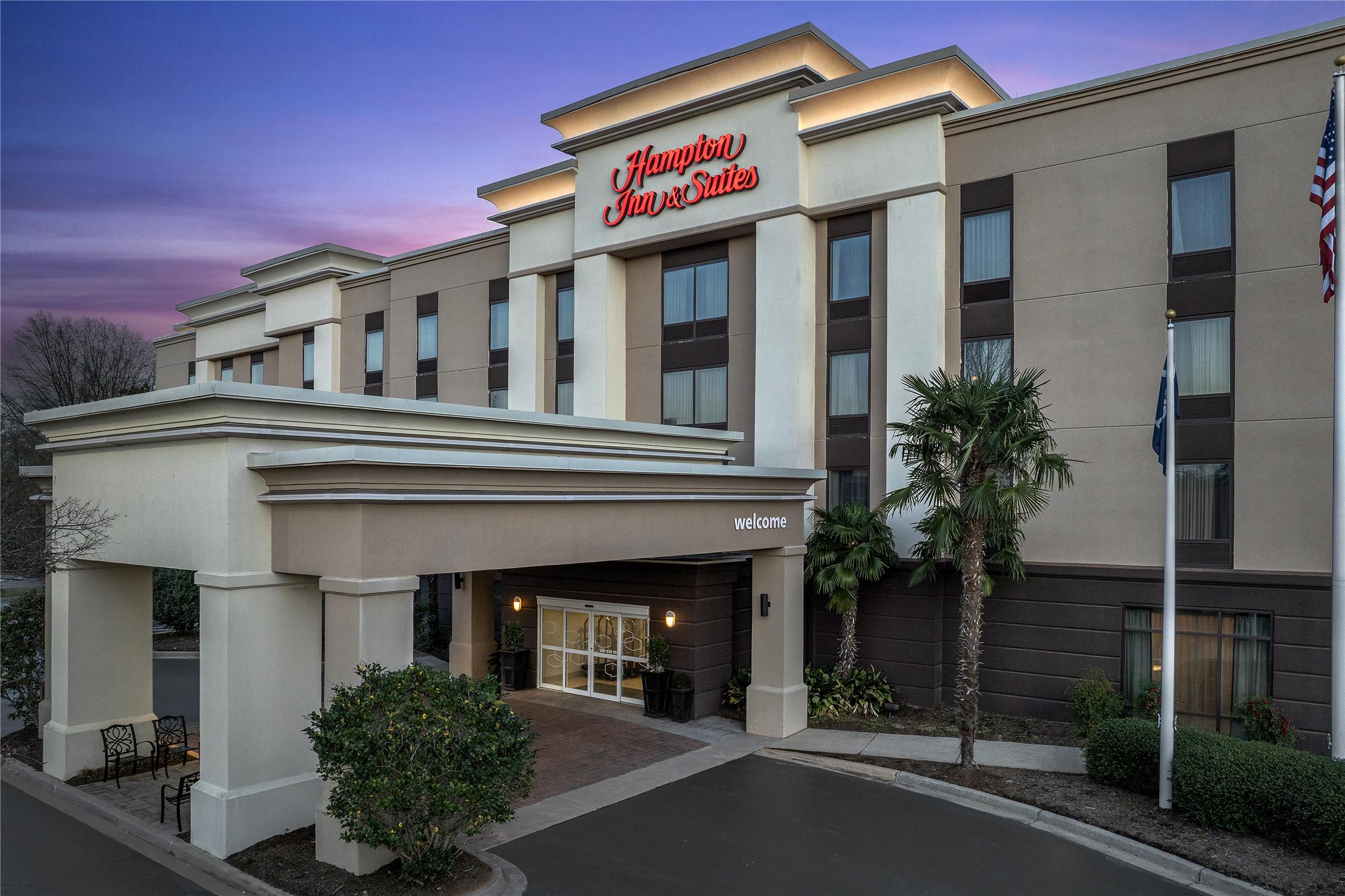 Hampton Inn & Suites Clinton - I-26 2