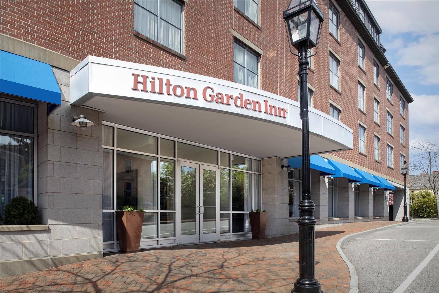 Hilton Garden Inn Portsmouth Downtown 2