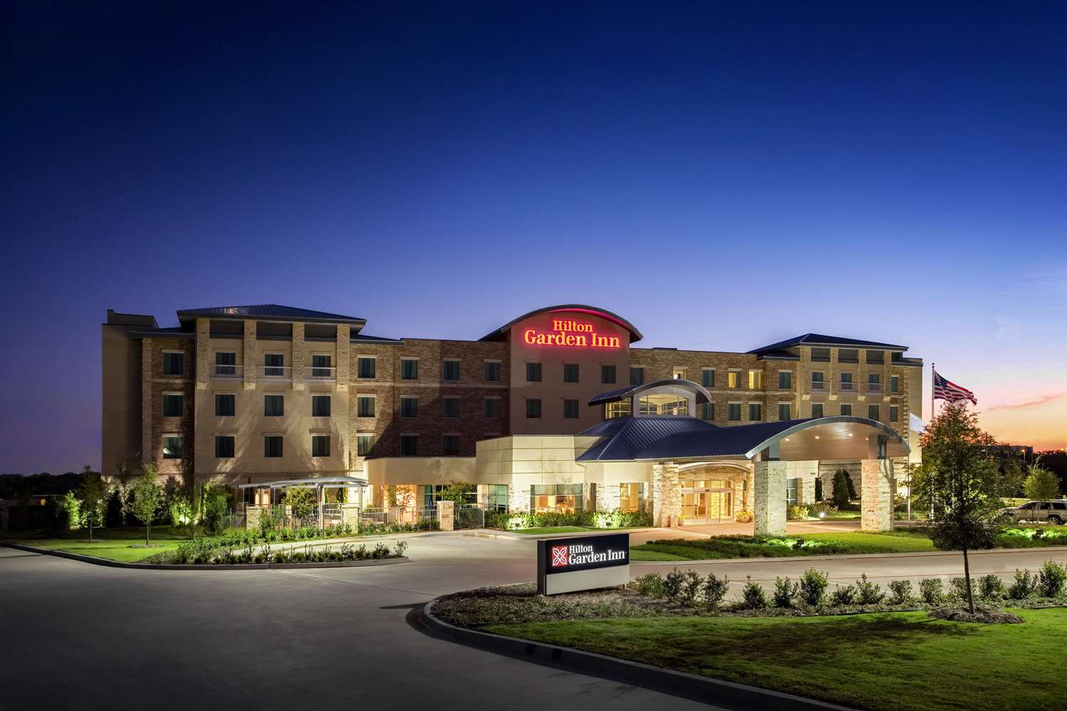 Hilton Garden Inn Dallas/Richardson 2