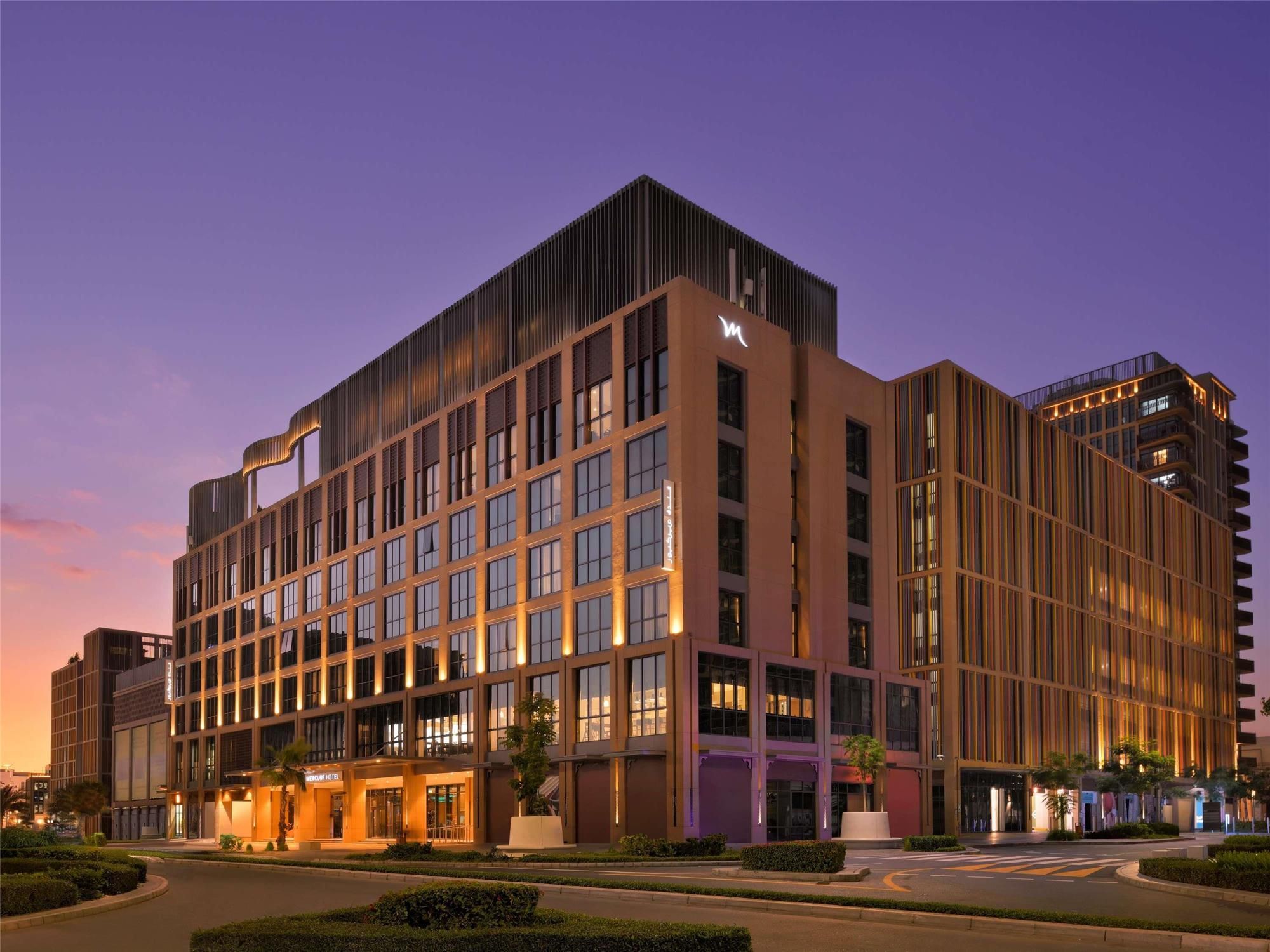 Mercure Dubai Deira 1