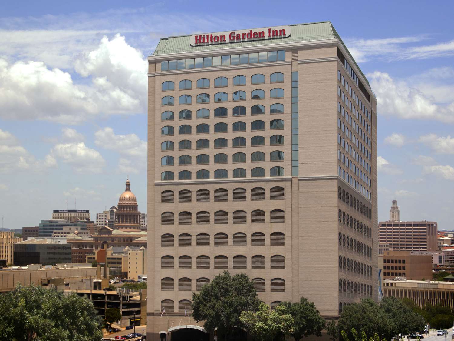 Hilton Garden Inn Austin Downtown 2