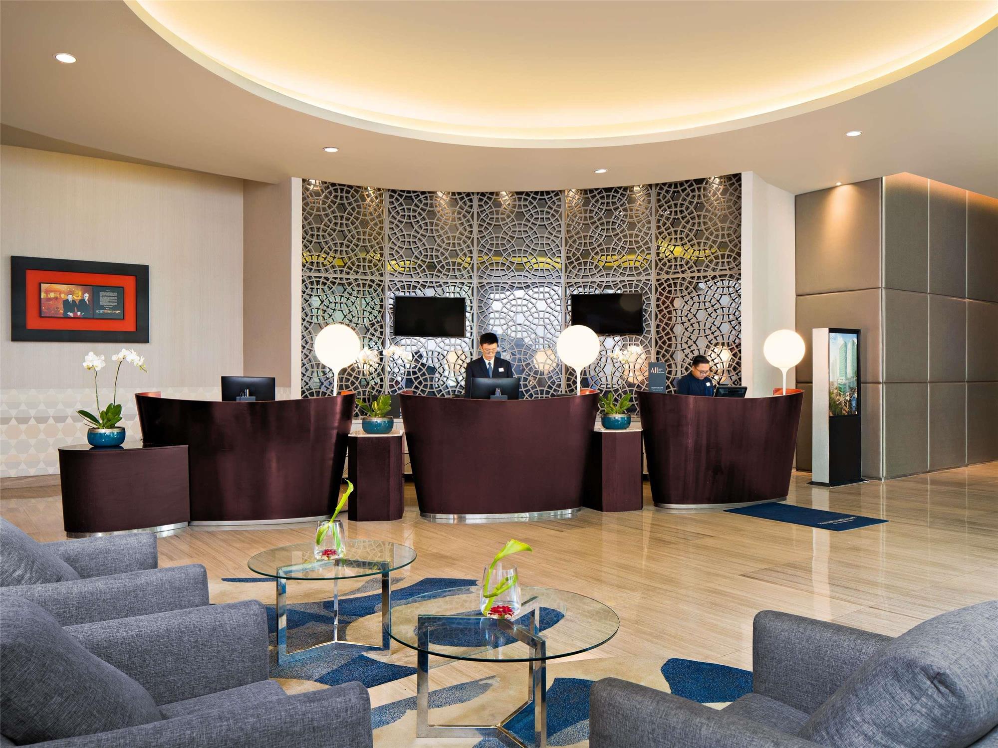 Novotel Jakarta Gajah Mada 1