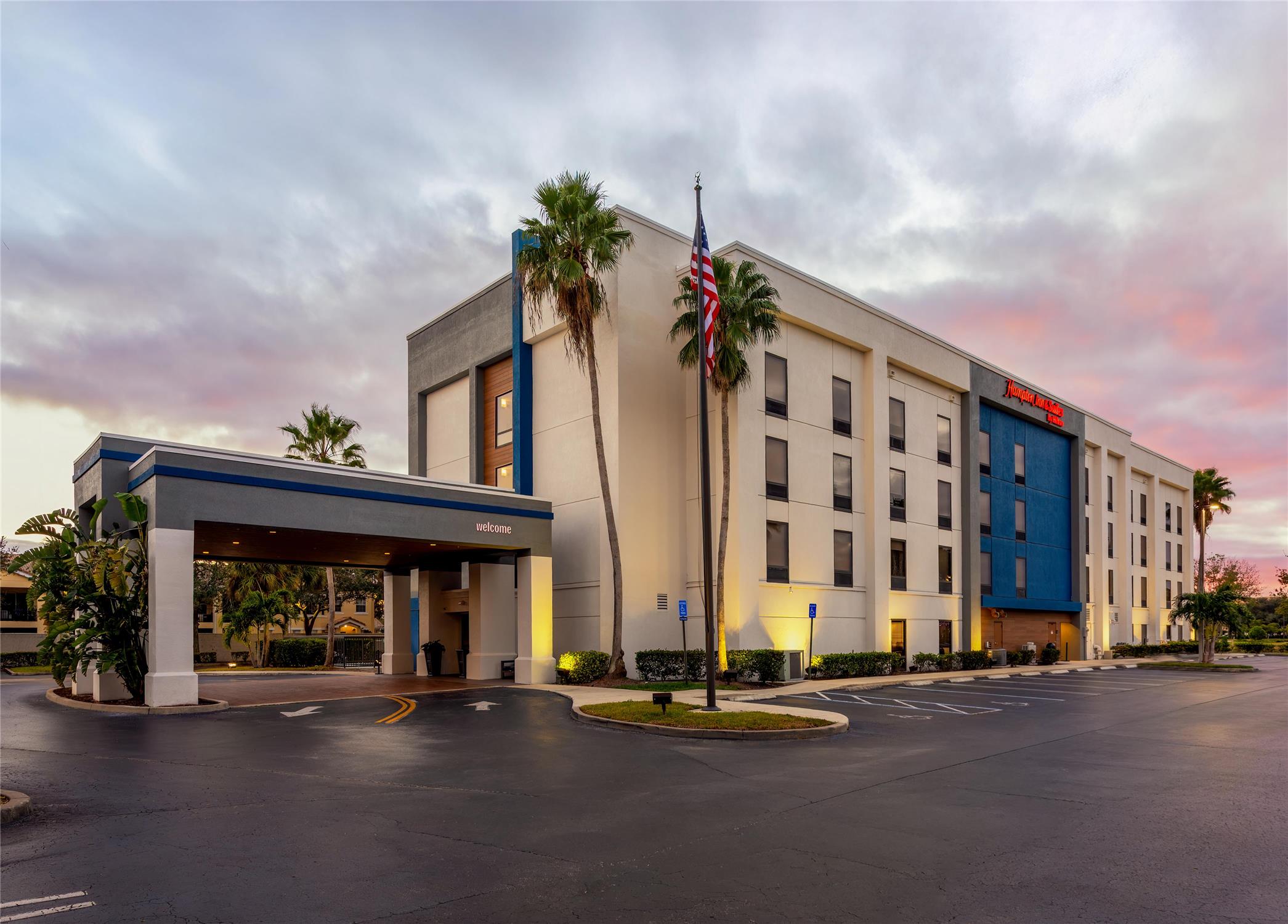 Hampton Inn & Suites Port St. Lucie, West 2