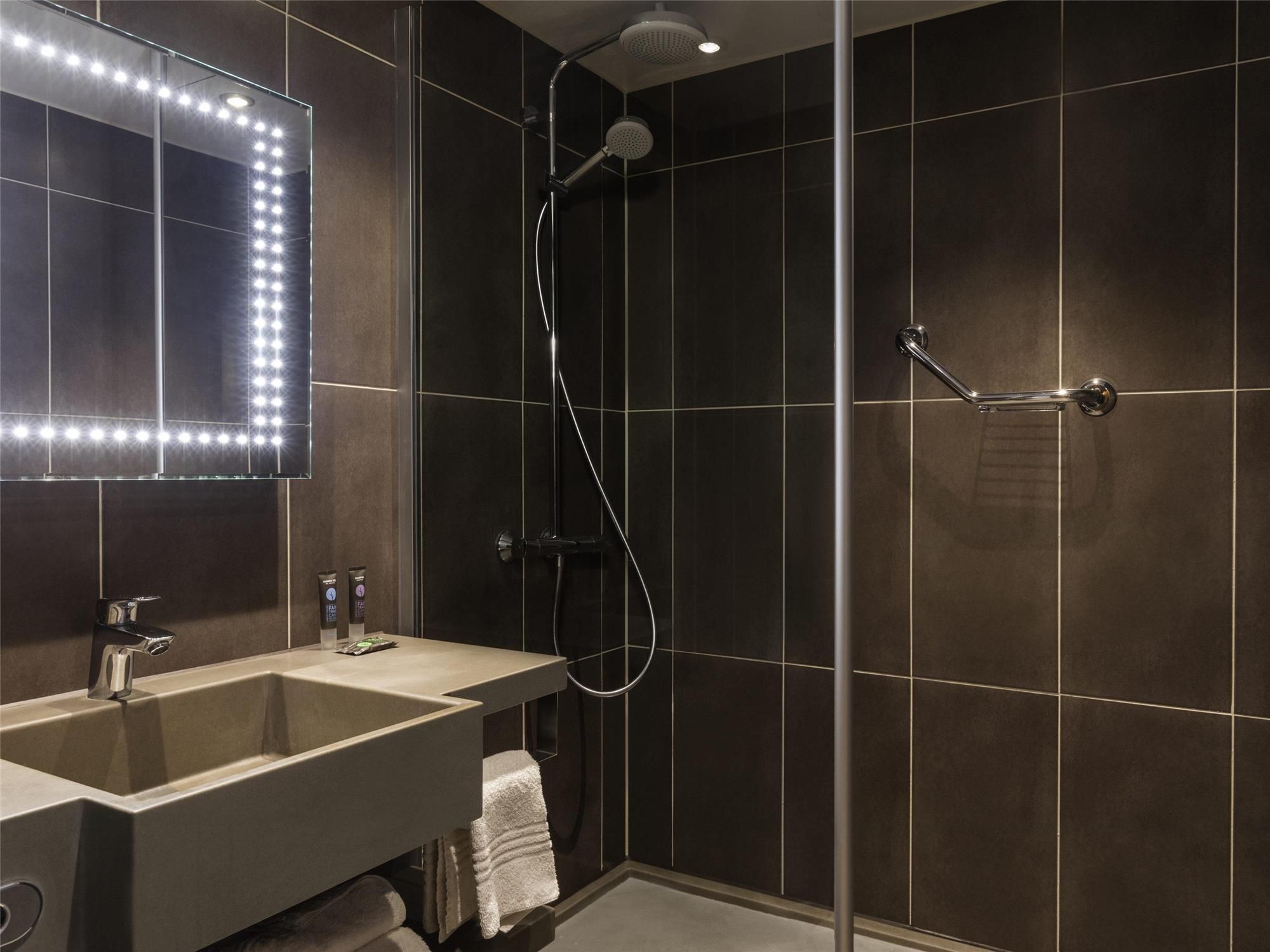 Novotel Nottingham Derby 2