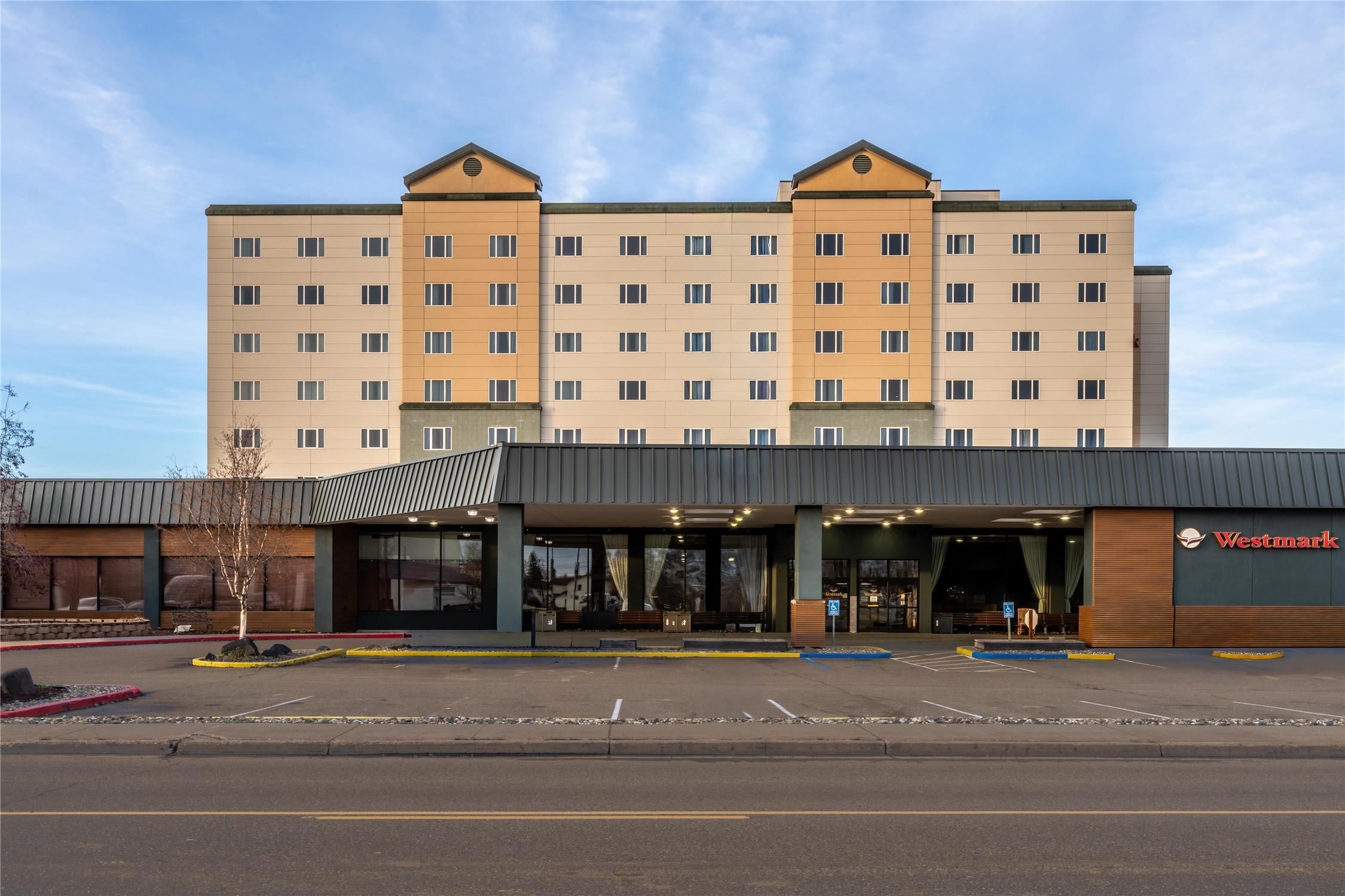 Westmark Fairbanks Hotel and Conference Center 2