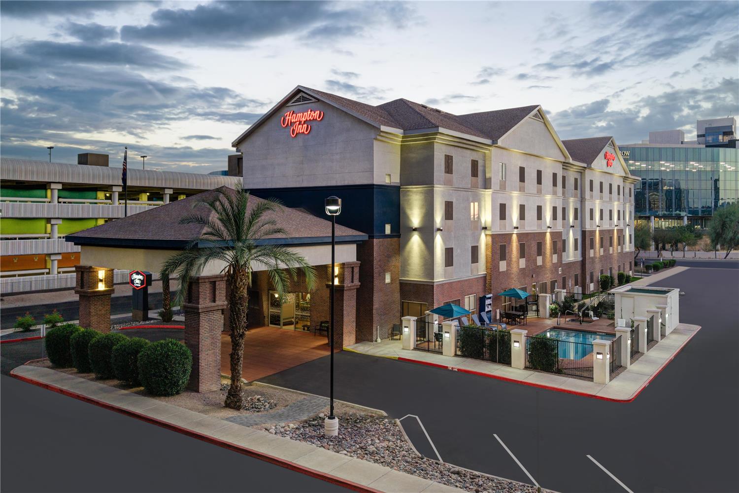 Hampton Inn Phoenix-Midtown-Downtown Area 2
