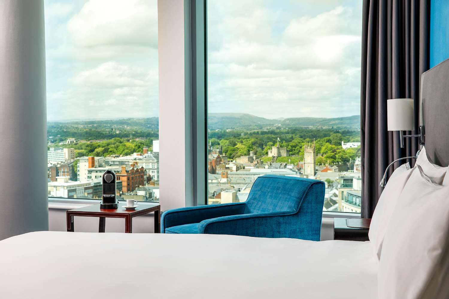 Superior room with city view