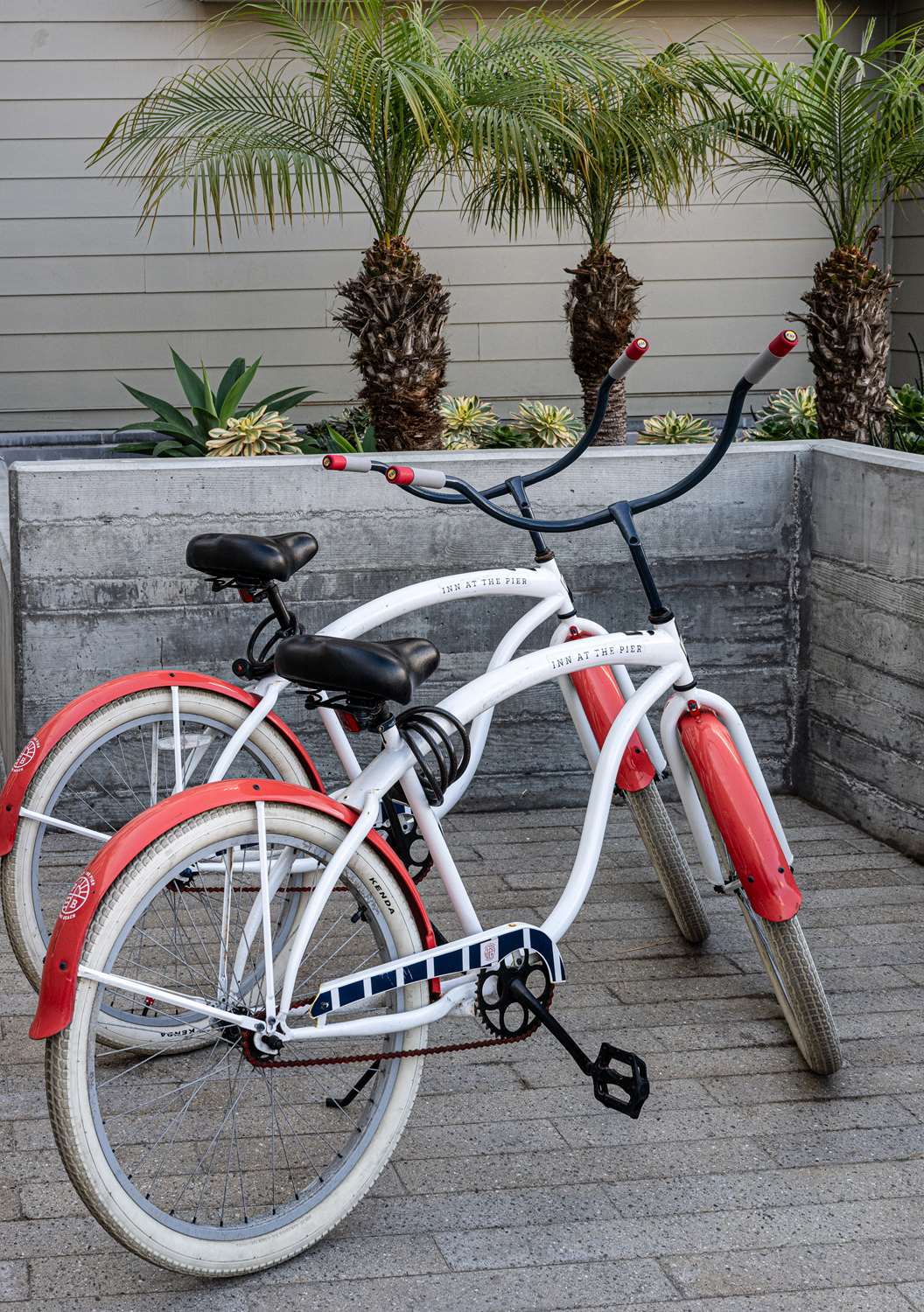 Inn at the Pier Pismo Beach, Curio Collection by Hilton 2