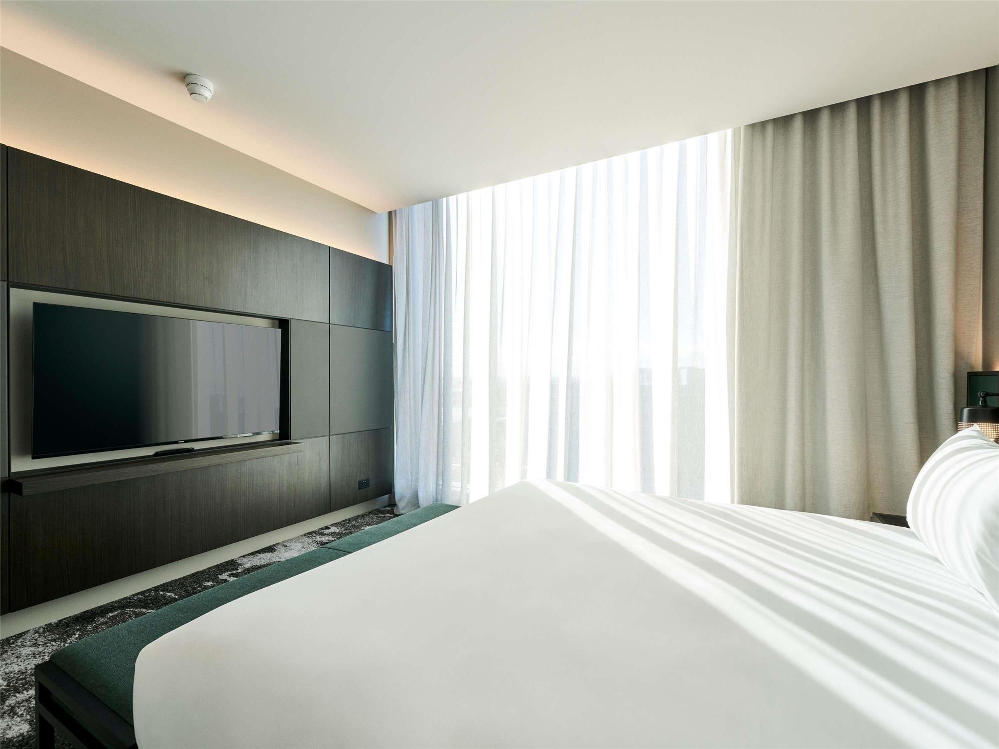 Suite, junior