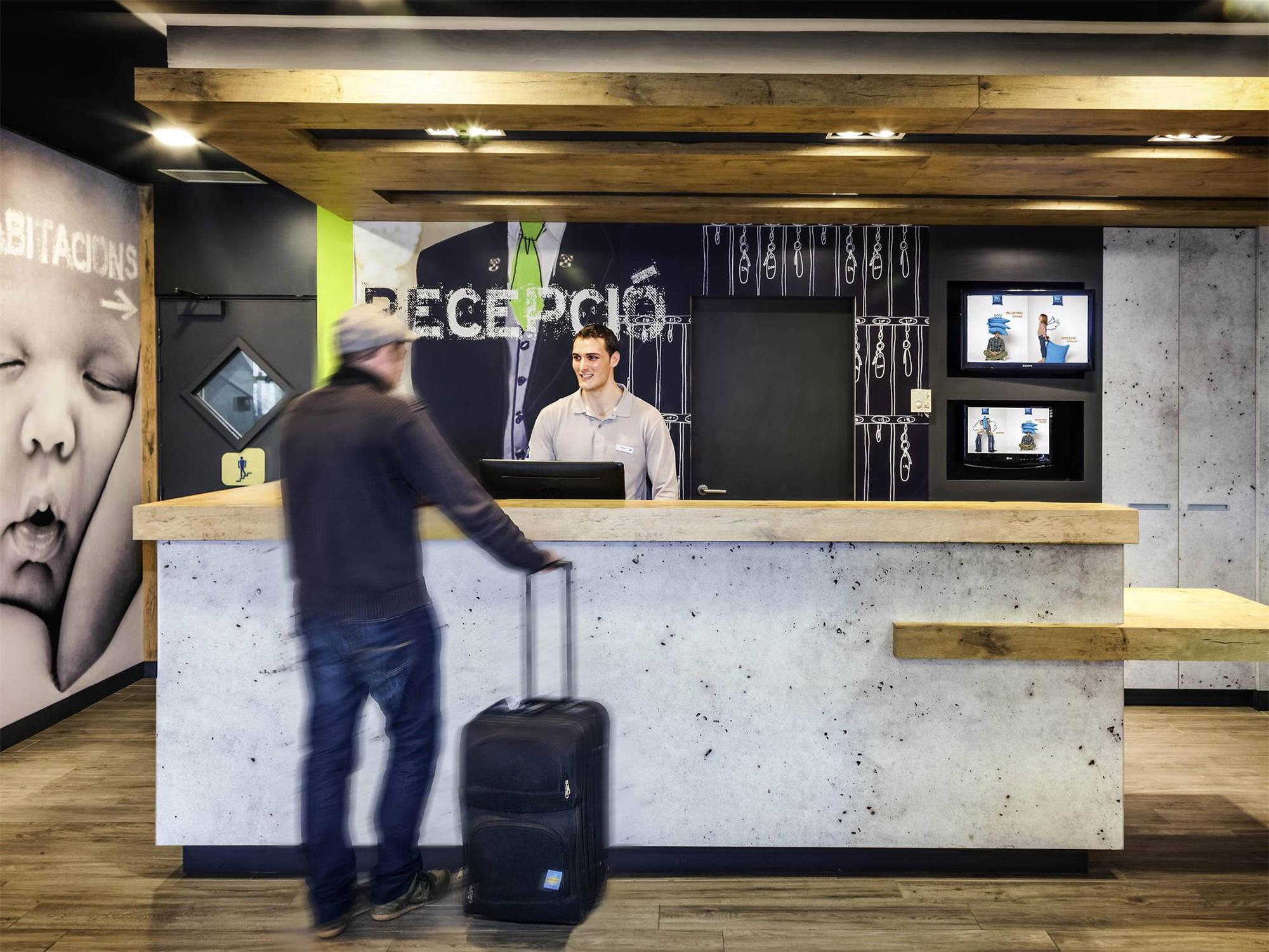Ibis Budget Barcelona Sant Andreu De La Barca 1