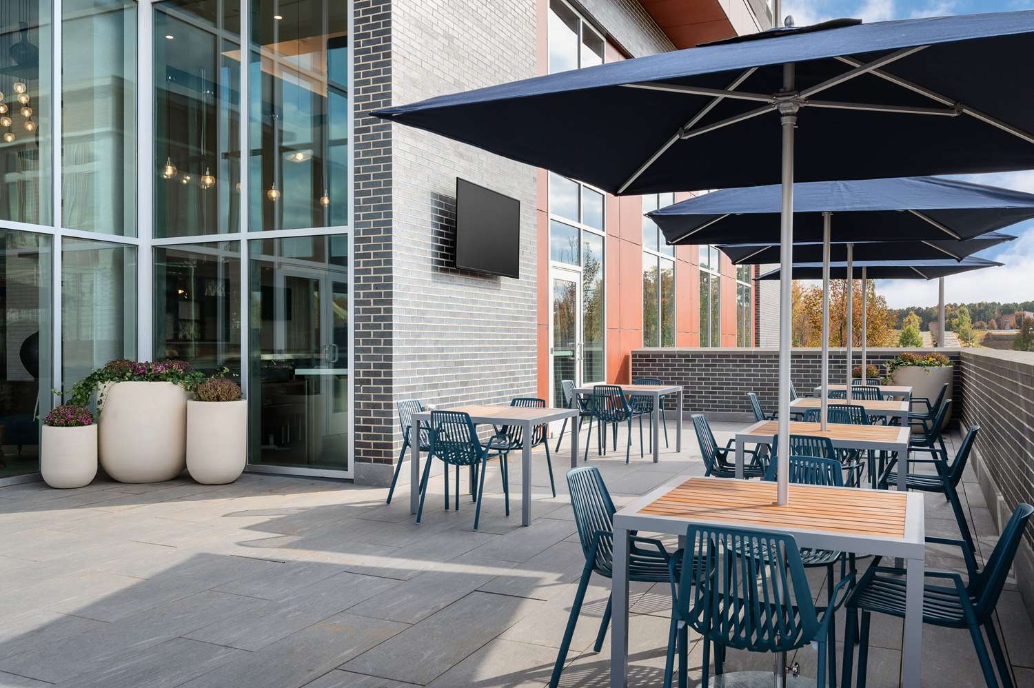 Hampton Inn & Suites by Hilton Pittsboro 2