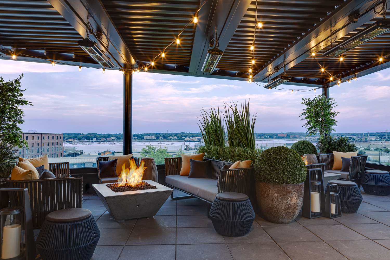 Canopy By Hilton Portland Waterfront 1