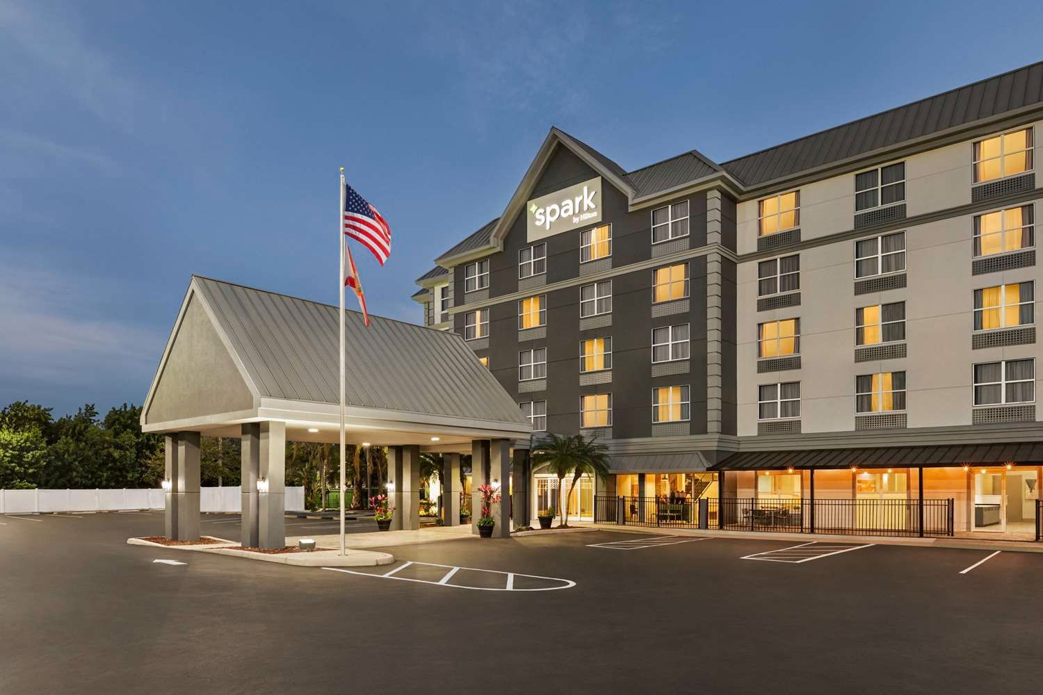 Spark by Hilton Orlando Universal Boulevard 2