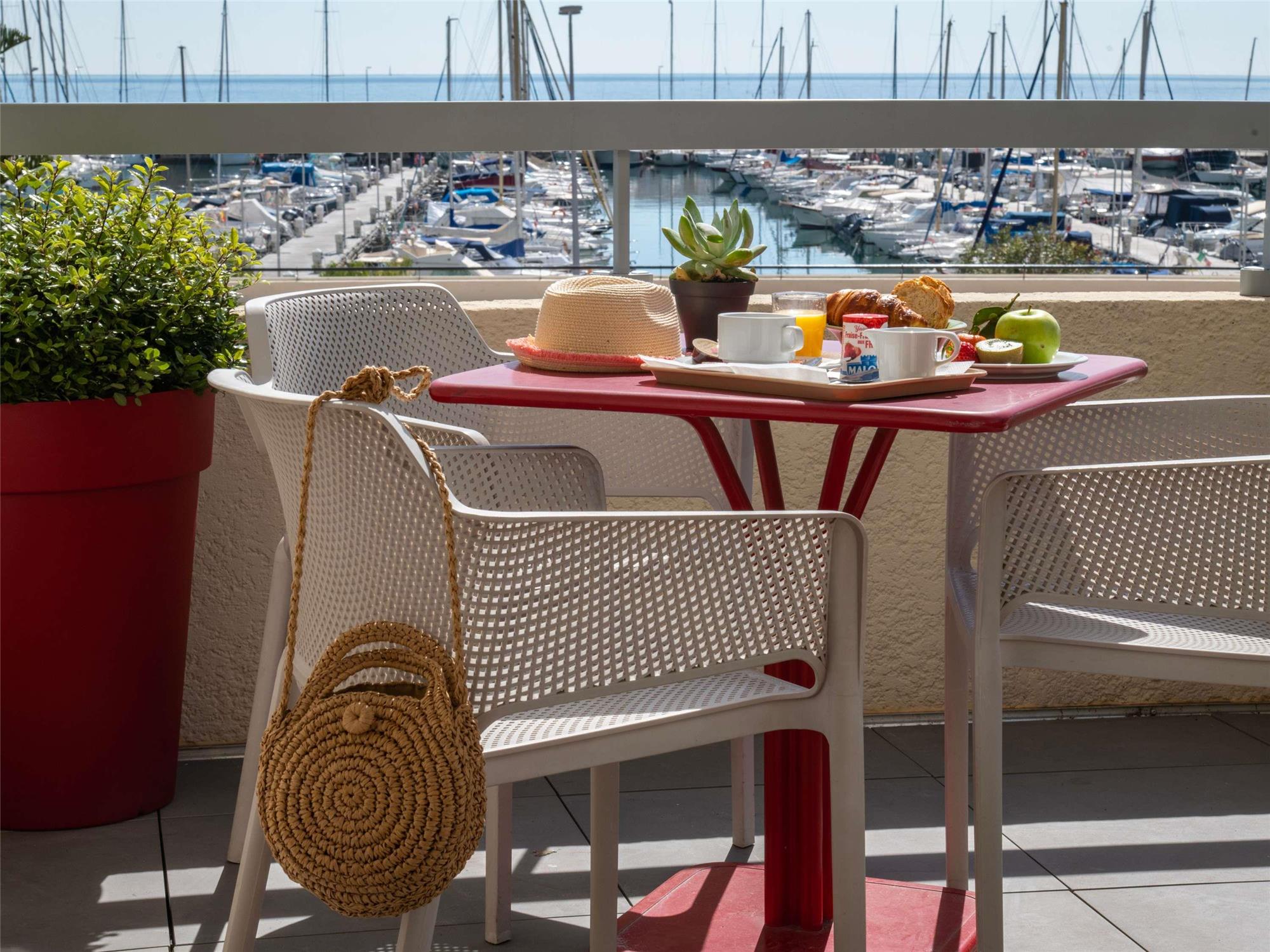 ibis budget Menton Bord de Mer 1
