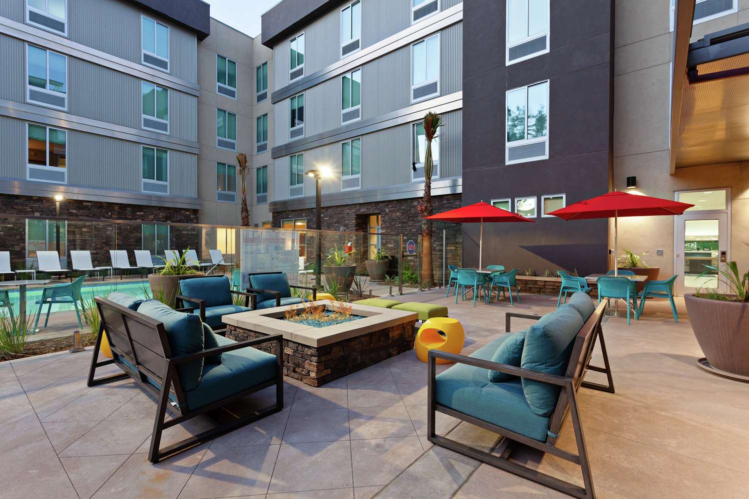 Home2 Suites By Hilton Temecula 2