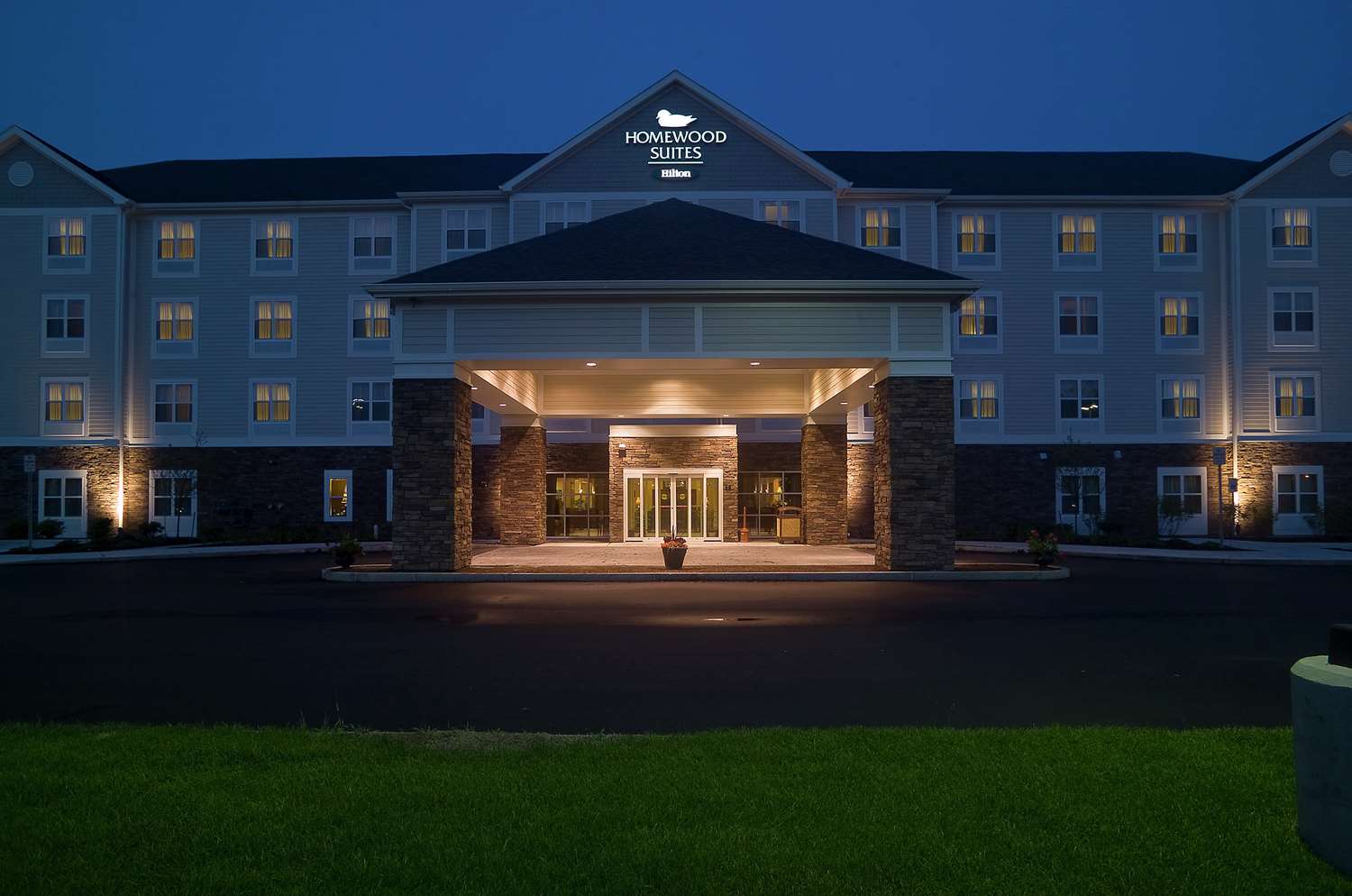Homewood Suites by Hilton Portland 1